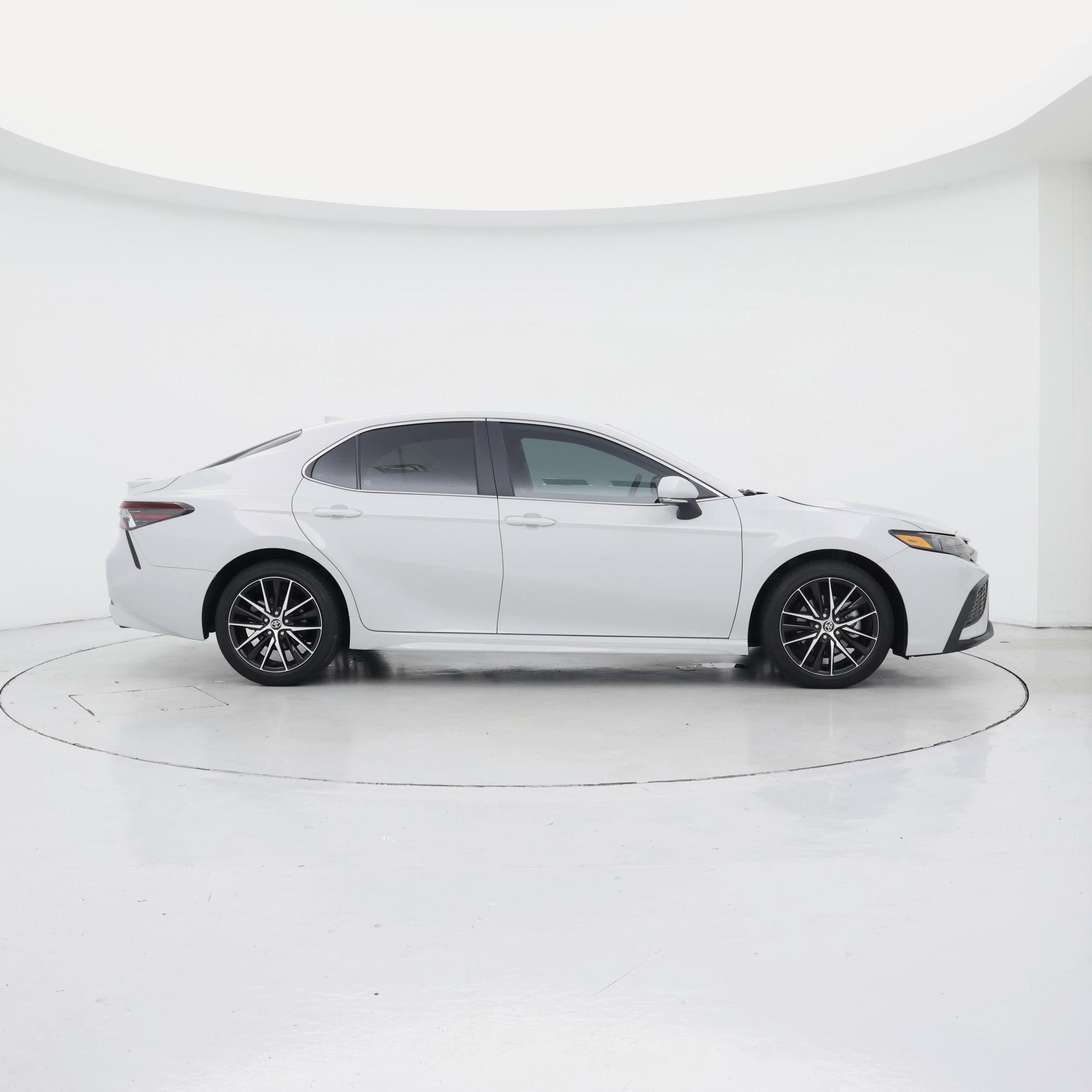 Thumbnail: 2024 Toyota Camry - 7