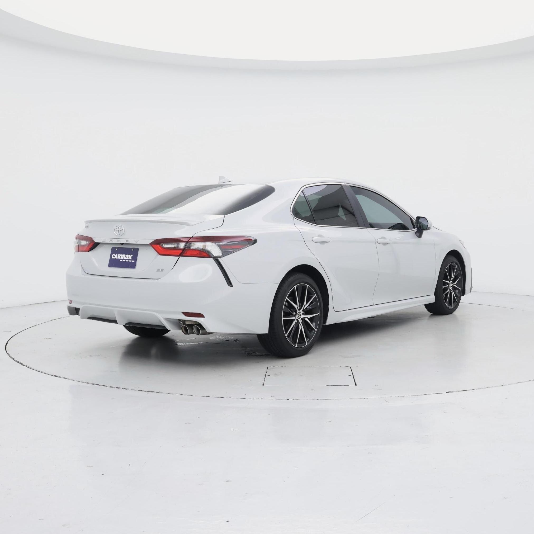 Thumbnail: 2024 Toyota Camry - 8