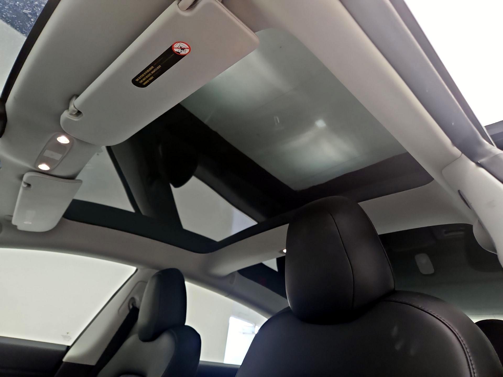 Thumbnail: 2019 Tesla Model 3 - 18