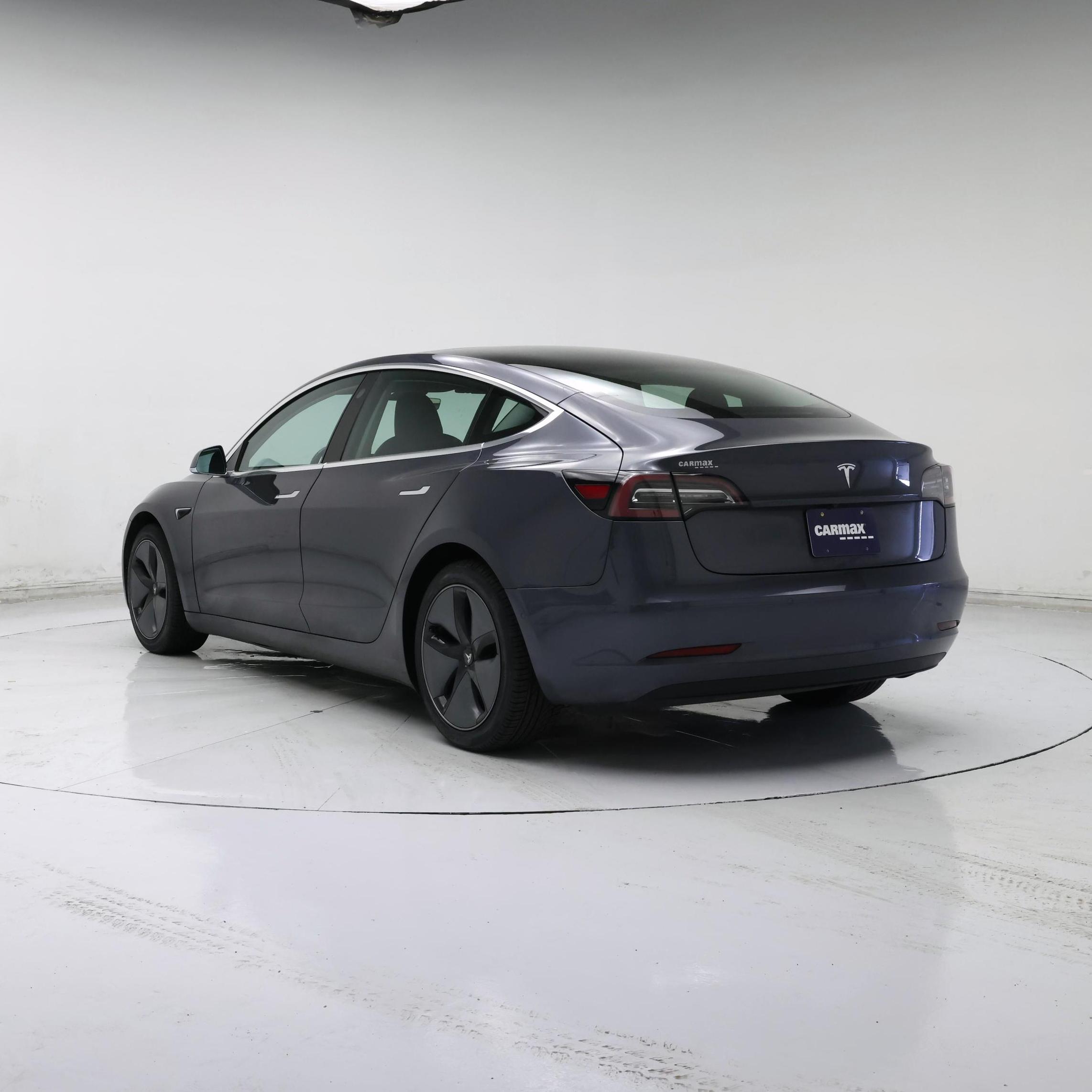 Thumbnail: 2019 Tesla Model 3 - 2