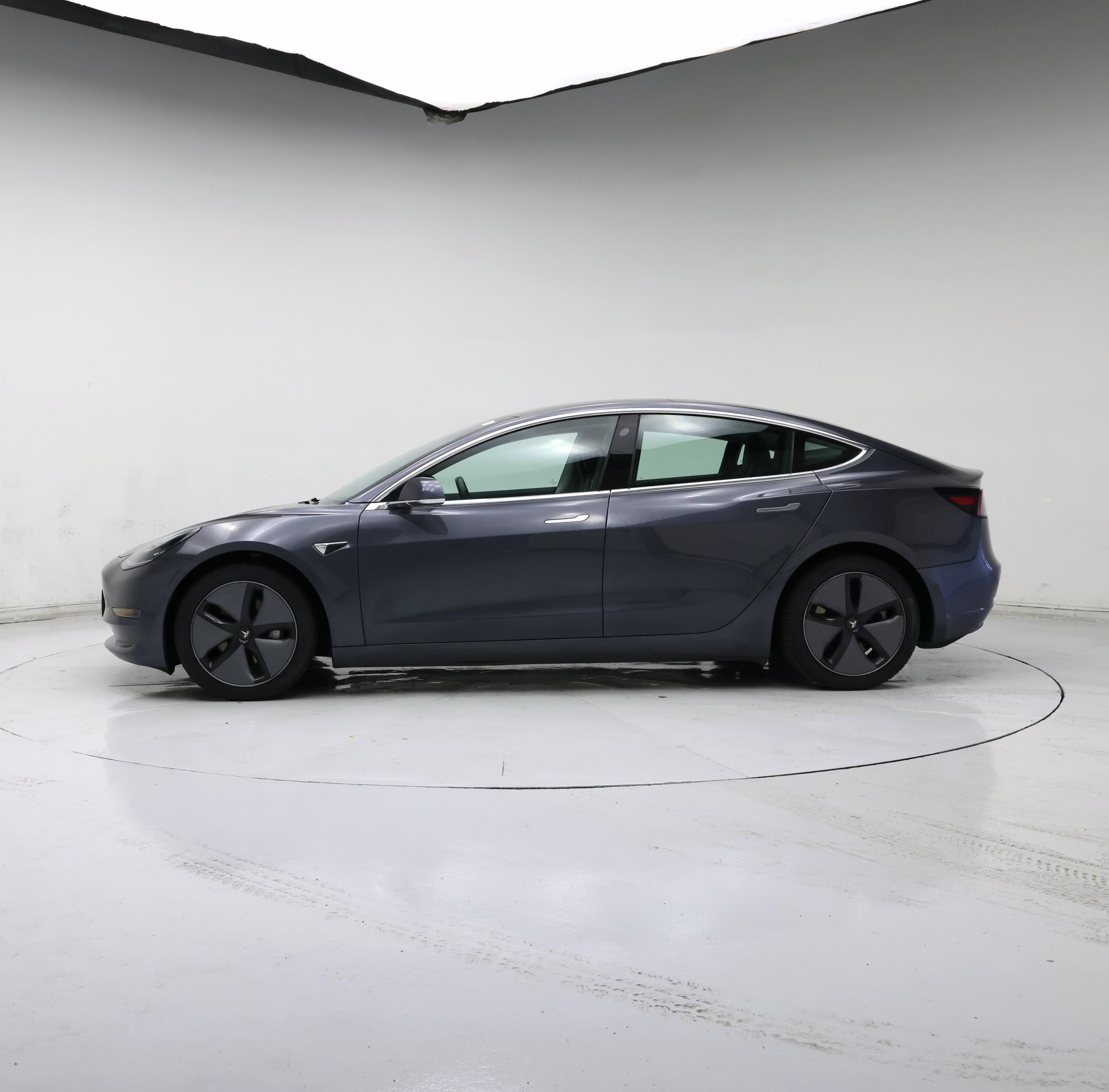 Thumbnail: 2019 Tesla Model 3 - 3
