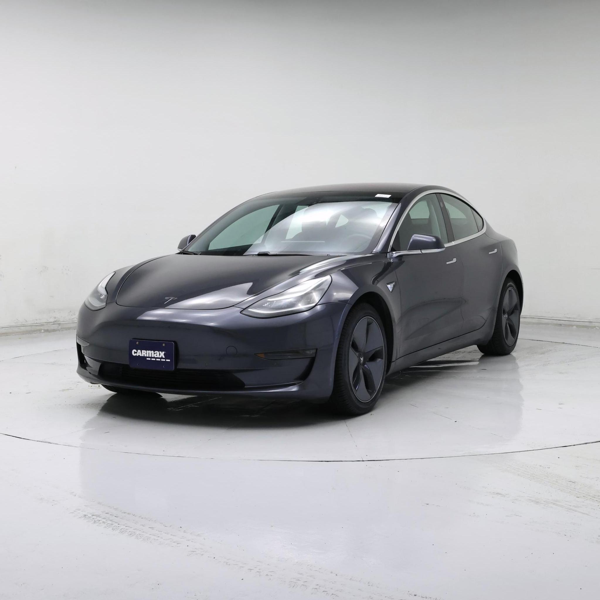 Thumbnail: 2019 Tesla Model 3 - 4