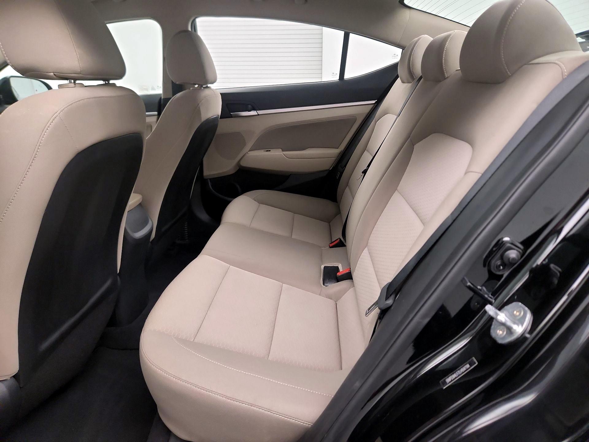 Thumbnail: 2020 Hyundai Elantra - 18
