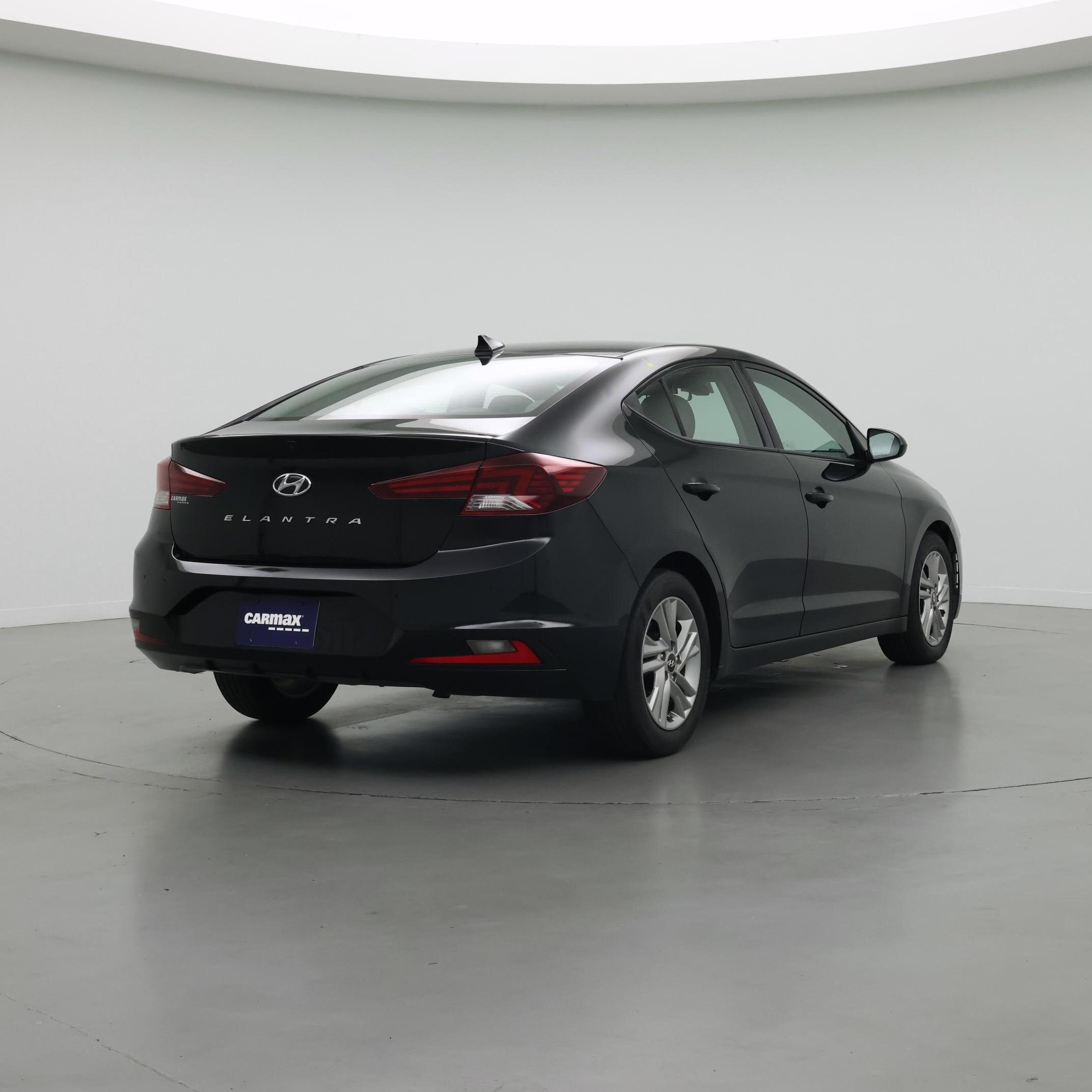 Thumbnail: 2020 Hyundai Elantra - 8