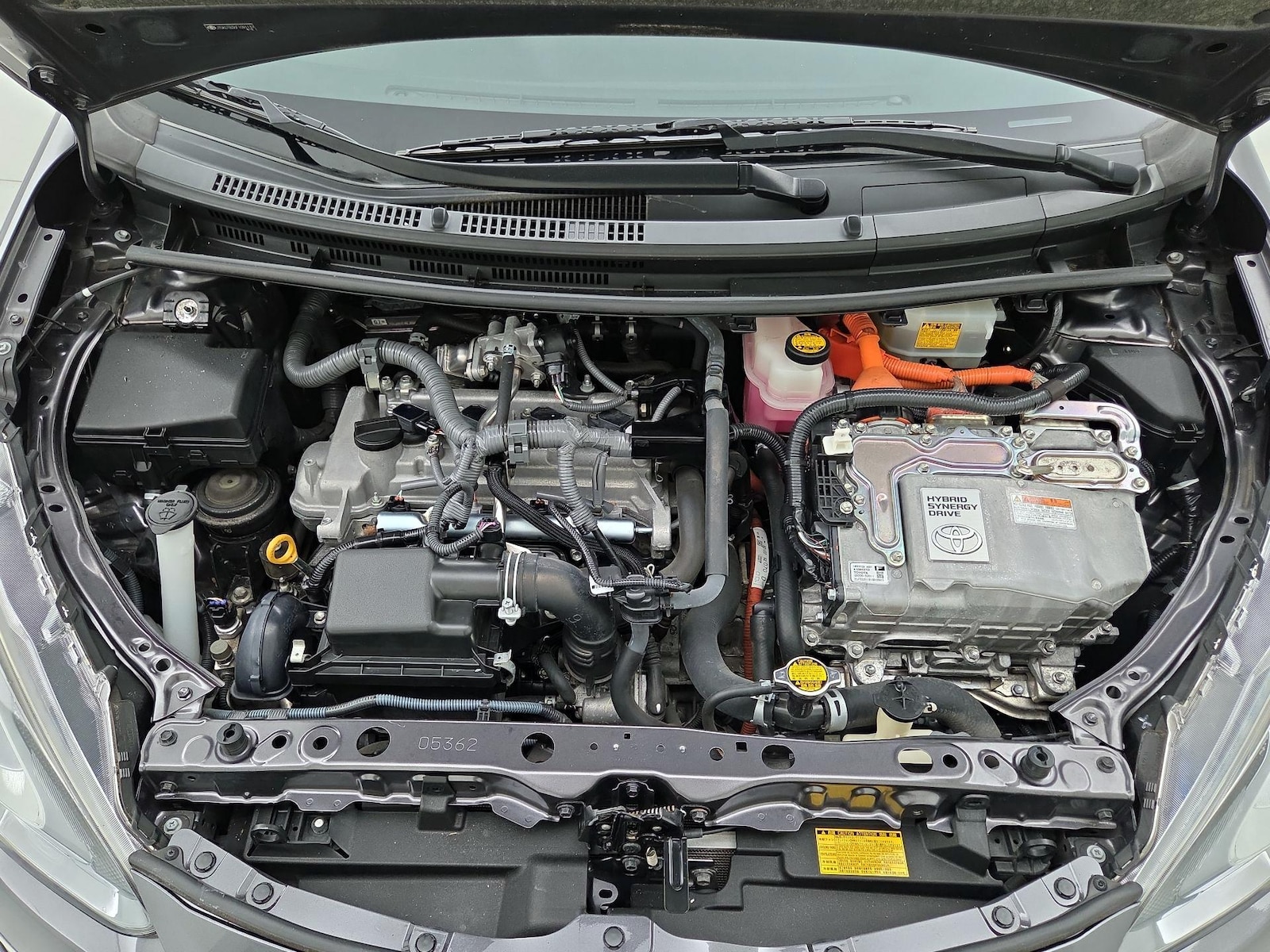 2015 Toyota Prius c Four - Photo 25