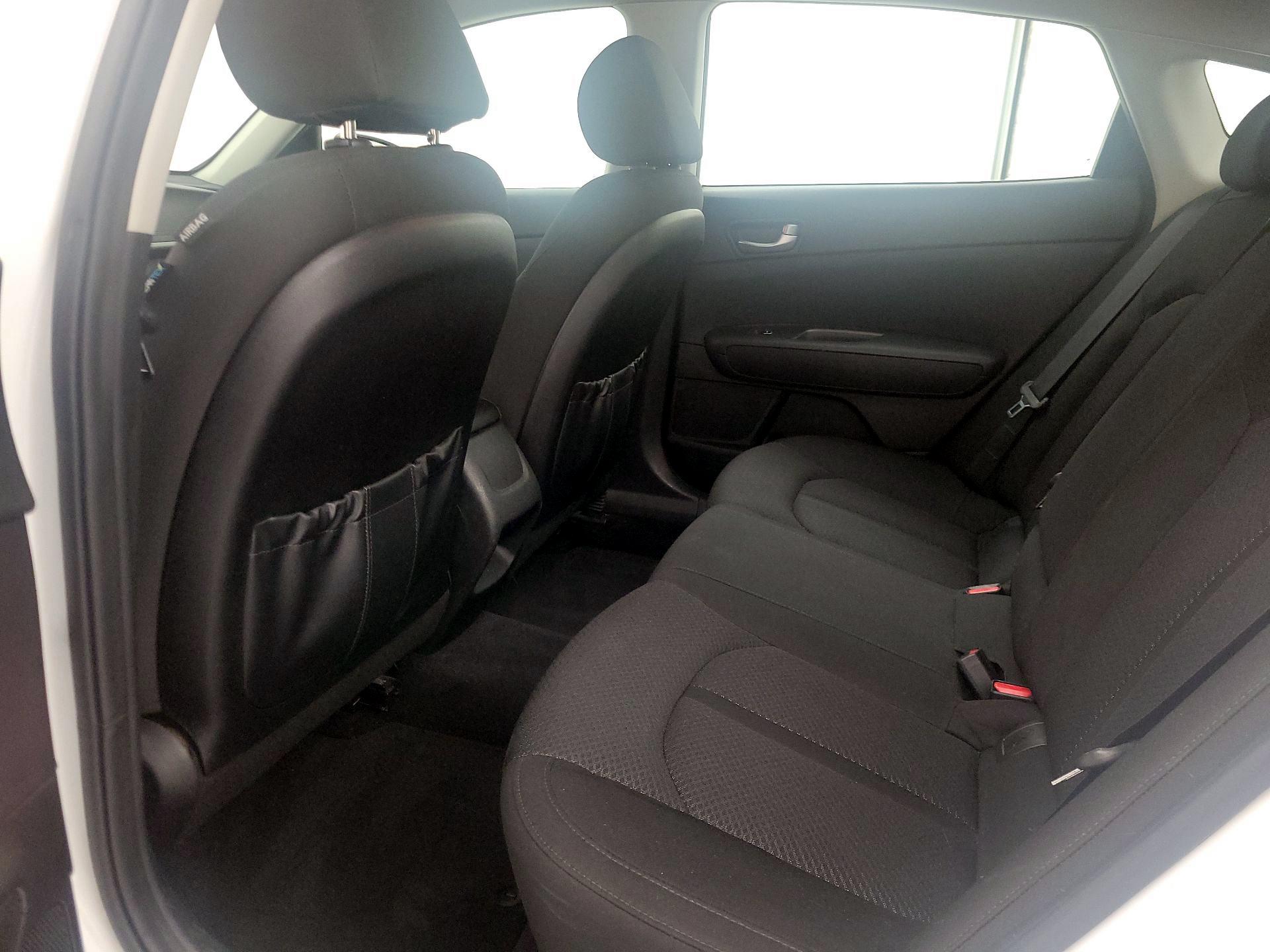 Thumbnail: 2016 Kia Optima - 19