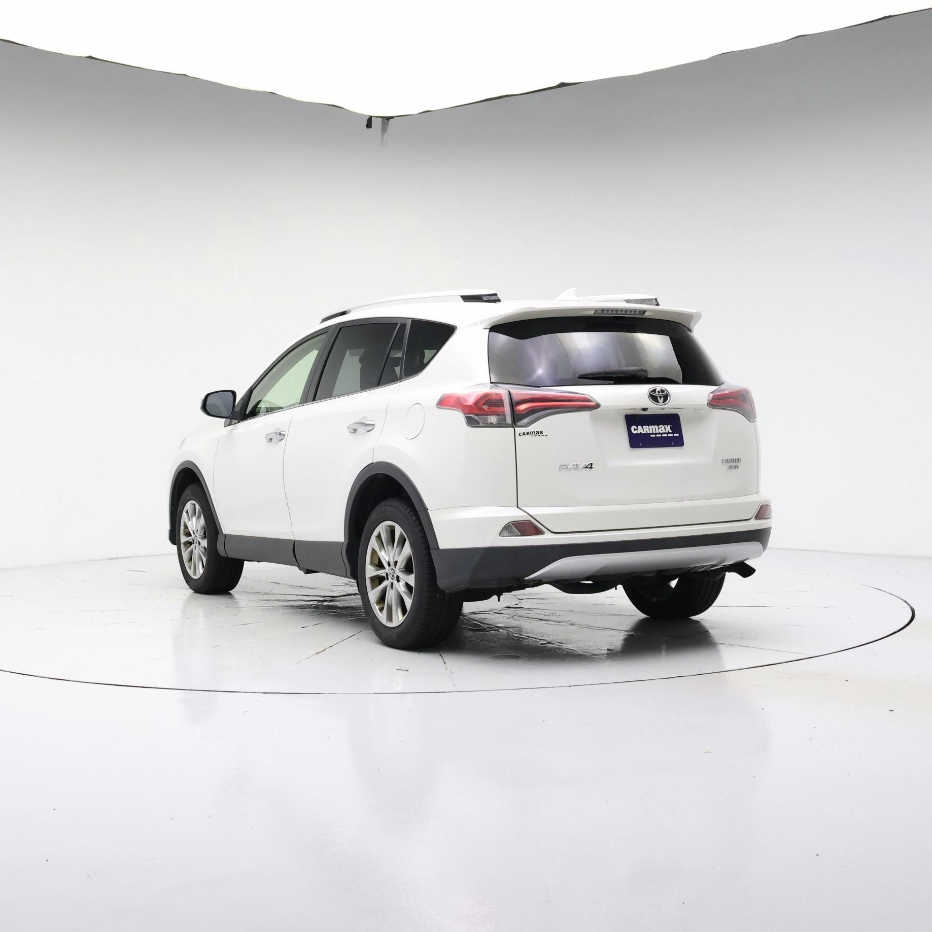 Thumbnail: 2016 Toyota RAV4 - 2