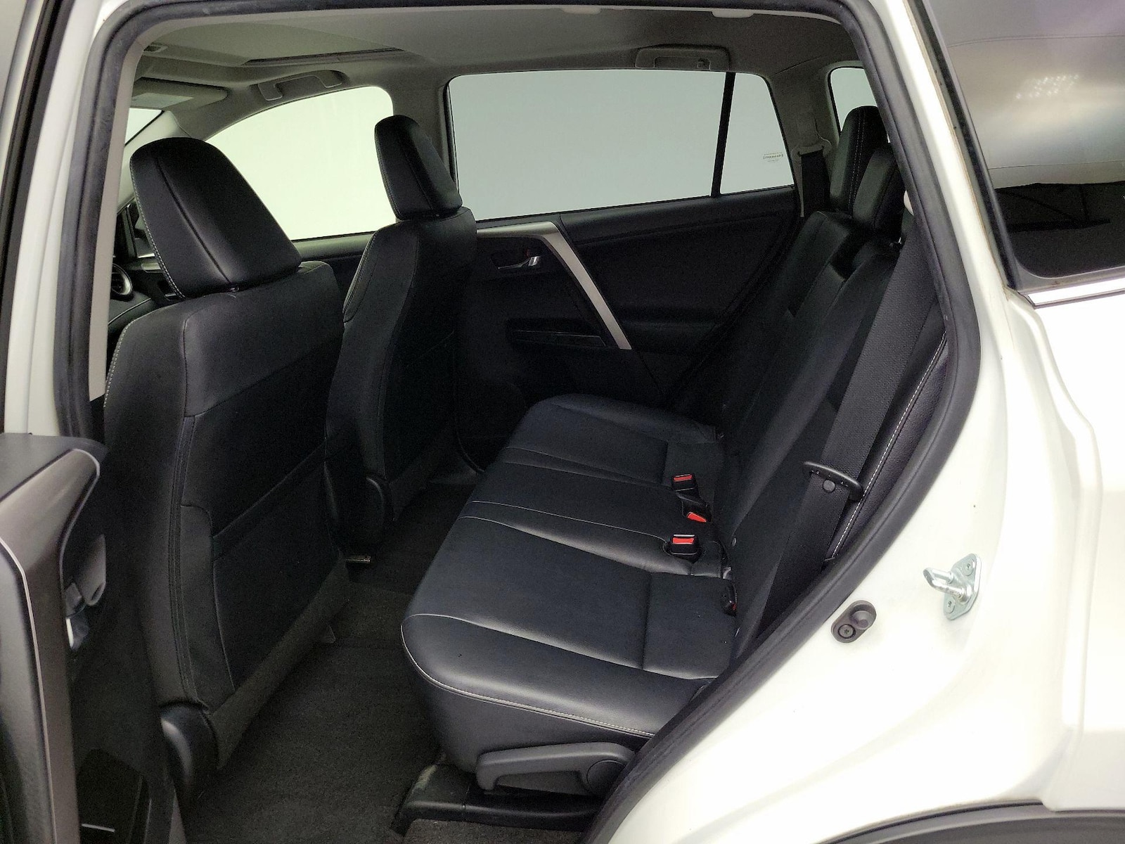 2016 Toyota RAV4 Limited - Photo 21