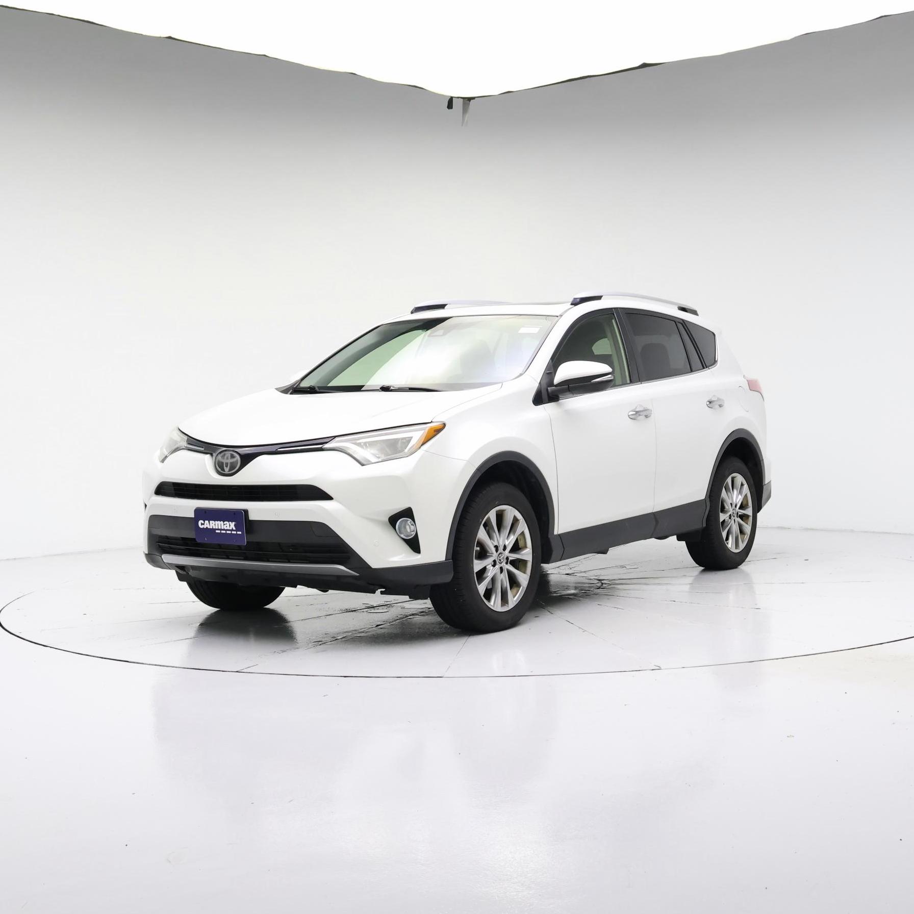 Thumbnail: 2016 Toyota RAV4 - 4