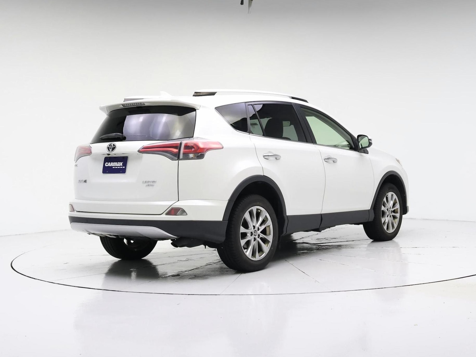 2016 Toyota RAV4 Limited - Photo 9