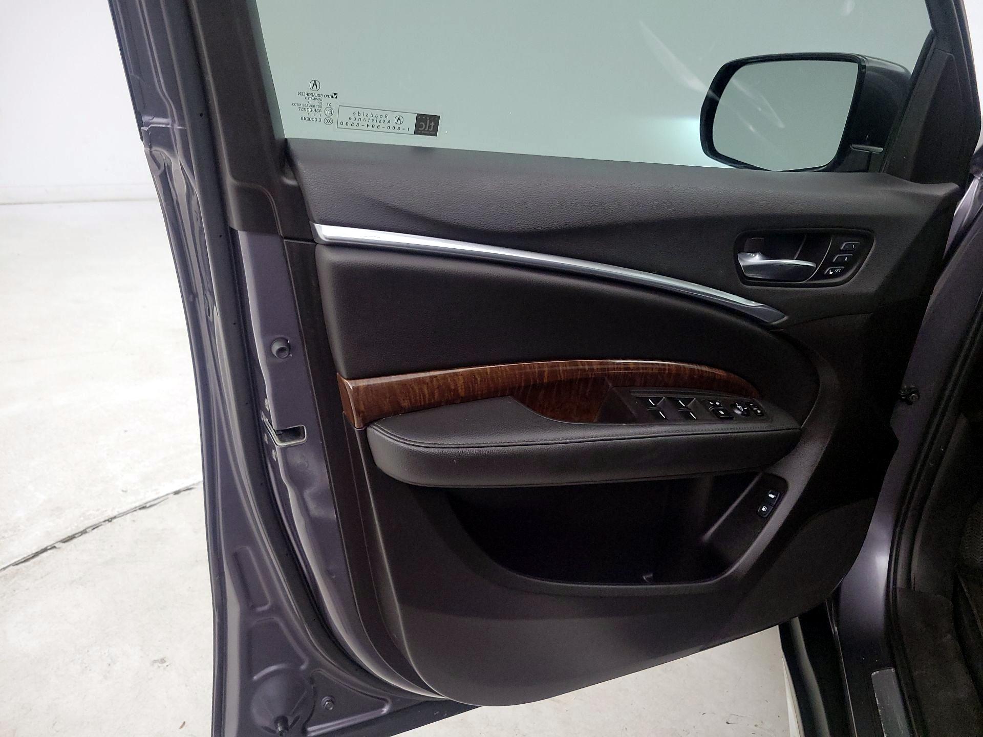 Thumbnail: 2020 Acura MDX - 12