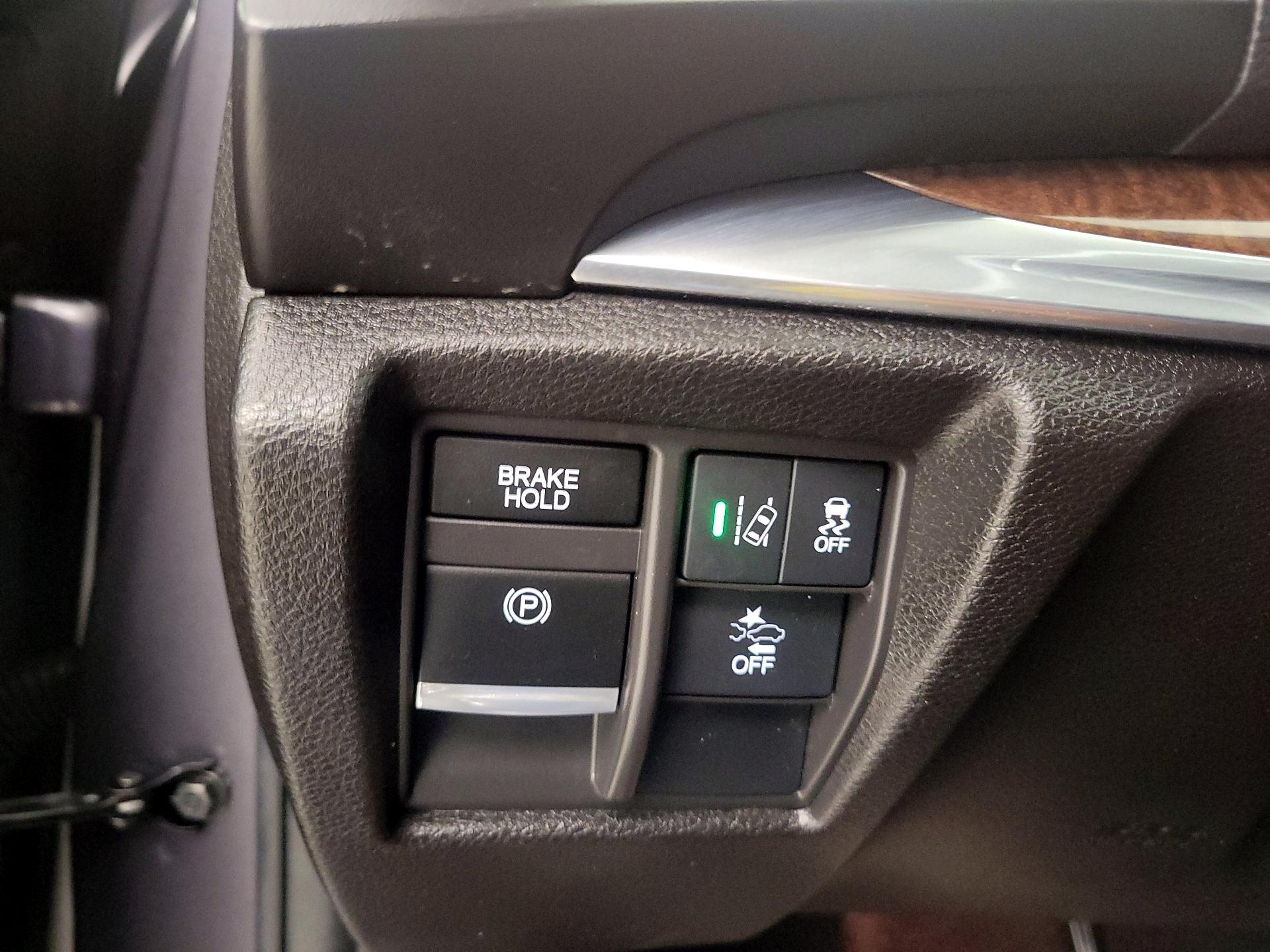 Thumbnail: 2020 Acura MDX - 13