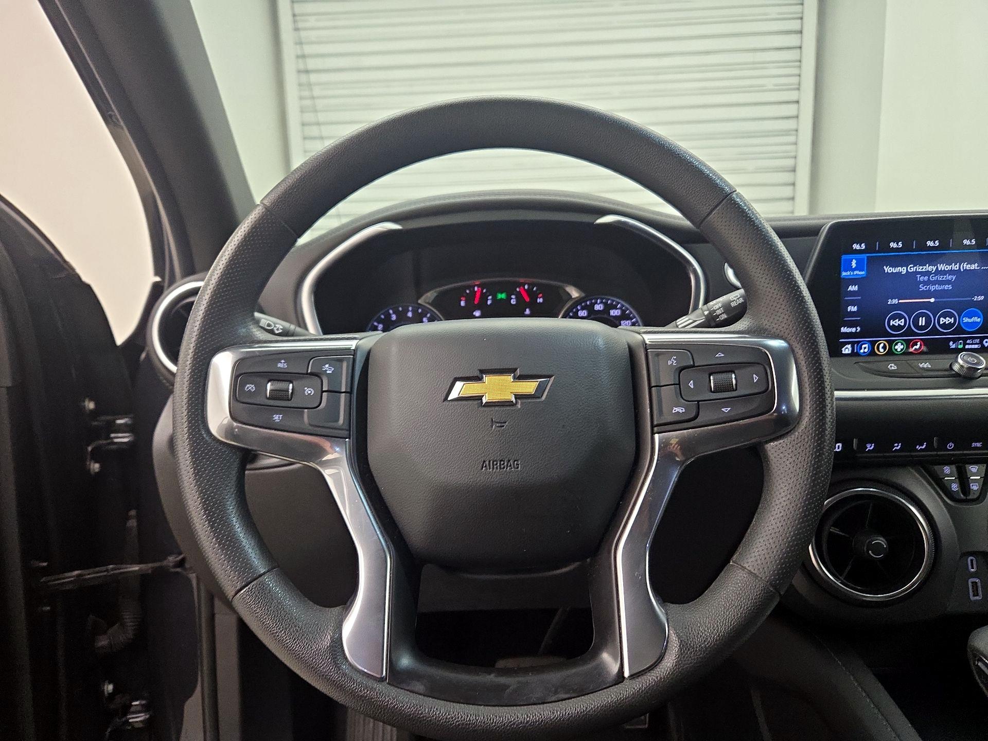 Thumbnail: 2022 Chevrolet Blazer - 10
