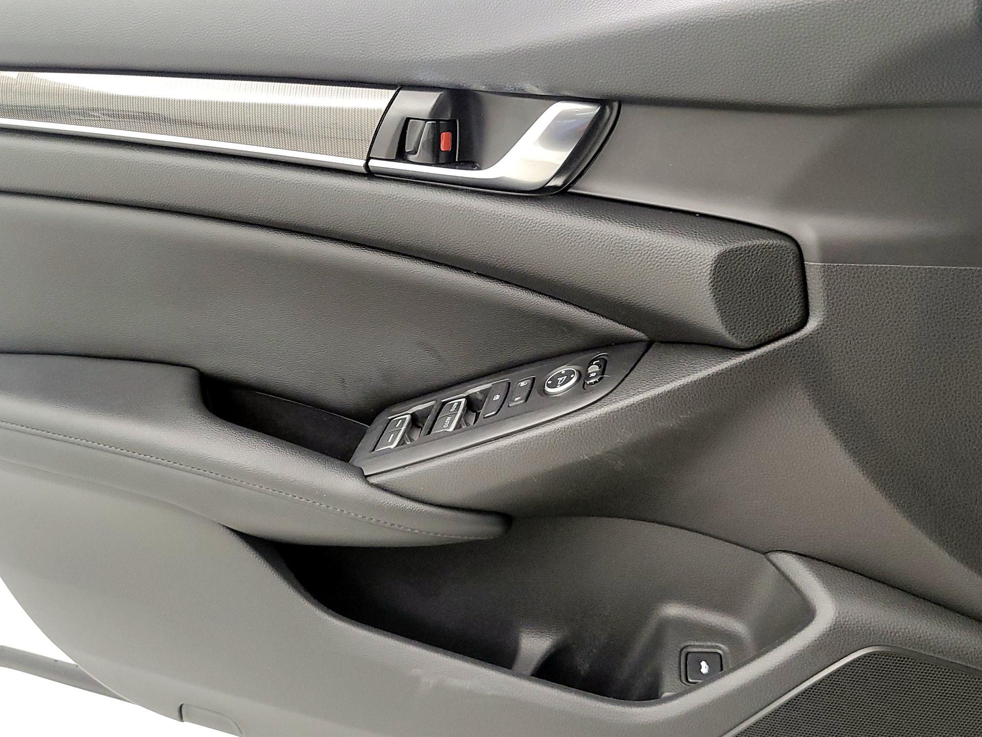 Thumbnail: 2021 Honda Accord - 12