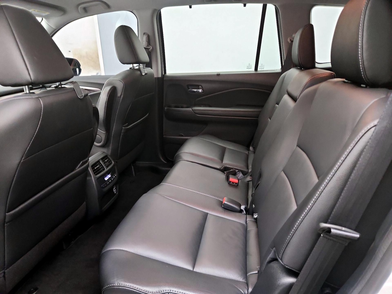 2022 Honda Pilot SE - Photo 21