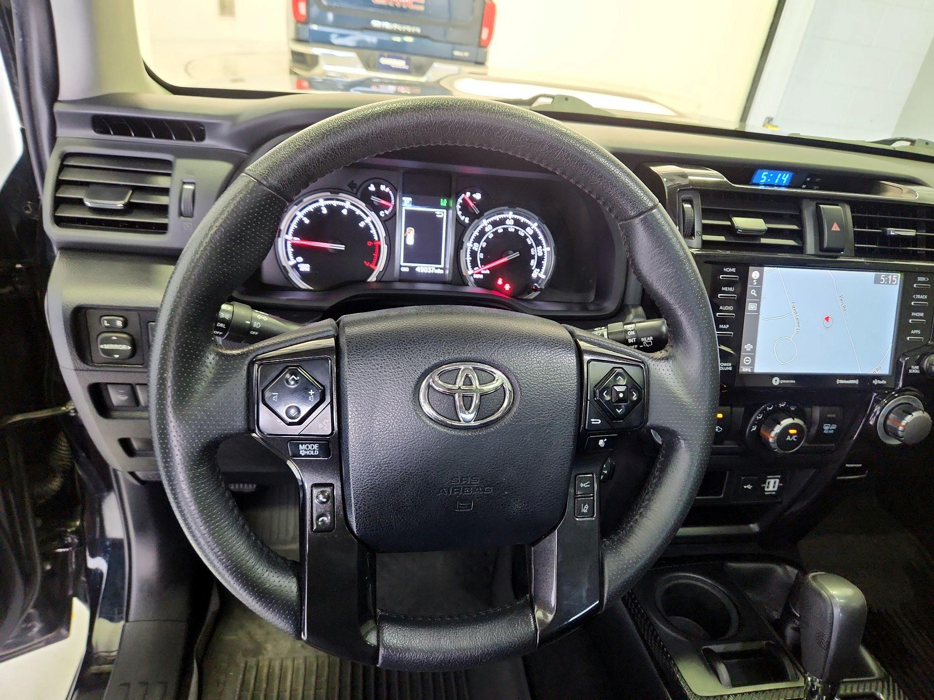 Thumbnail: 2021 Toyota 4Runner - 10