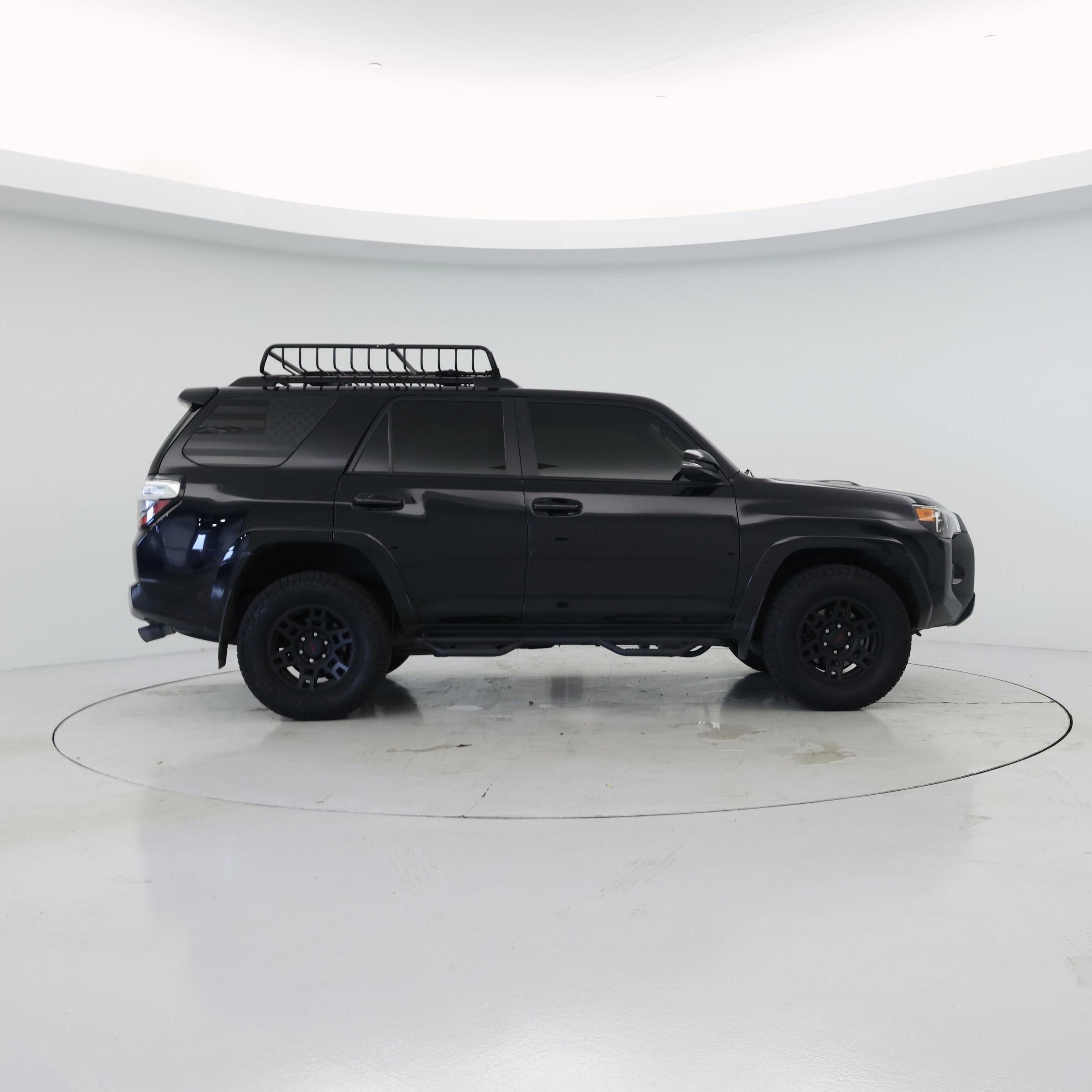 Thumbnail: 2021 Toyota 4Runner - 7