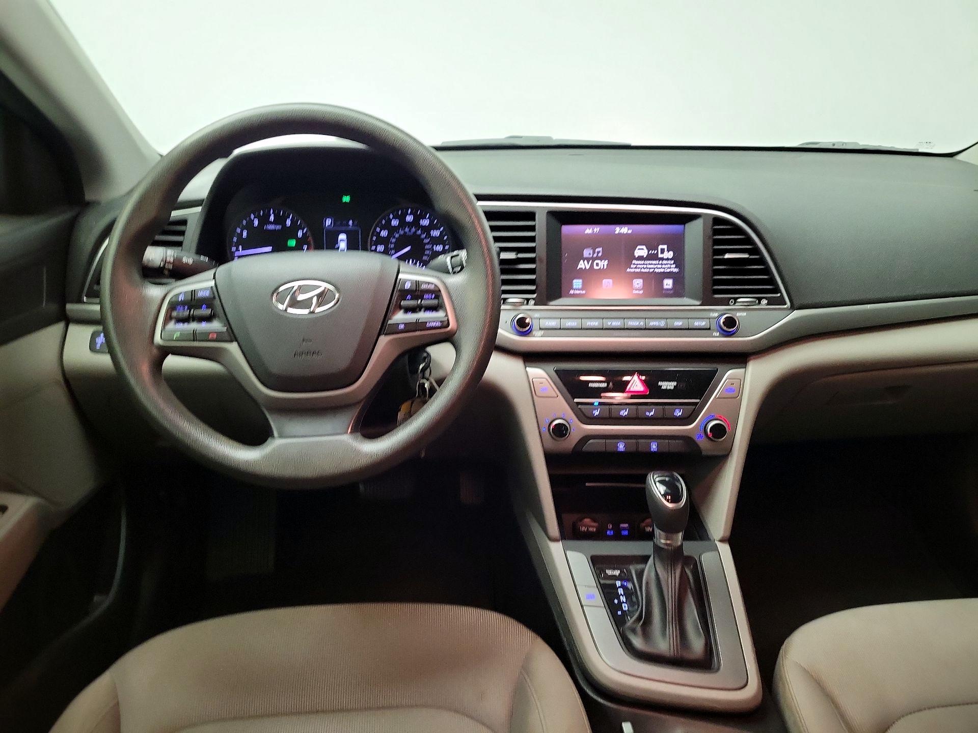 Thumbnail: 2018 Hyundai Elantra - 10