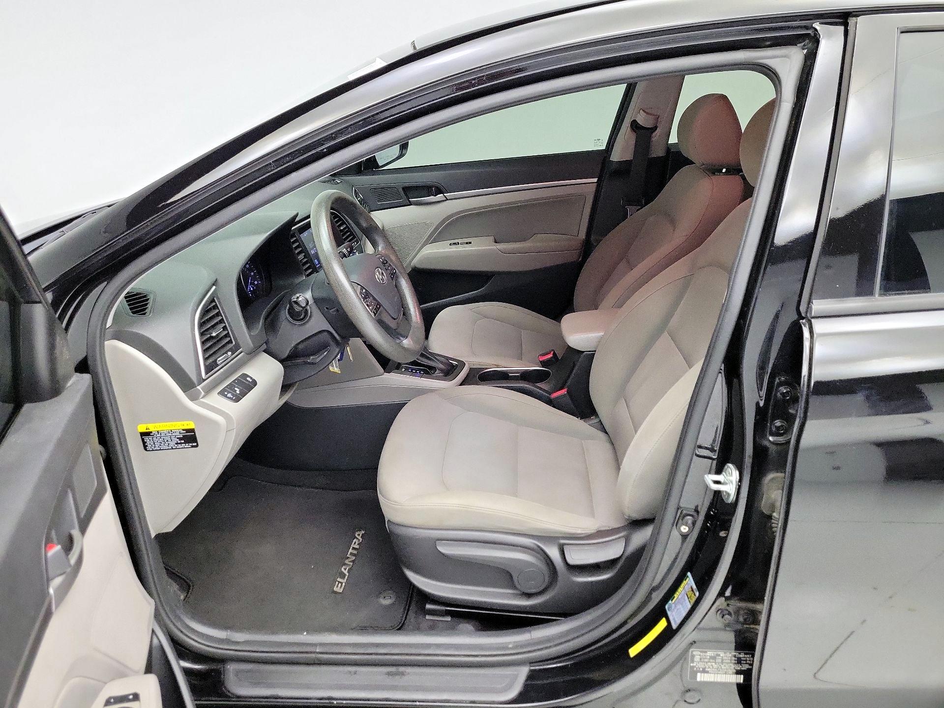Thumbnail: 2018 Hyundai Elantra - 11