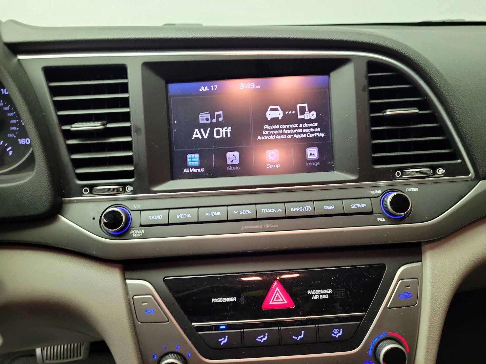 Thumbnail: 2018 Hyundai Elantra - 15