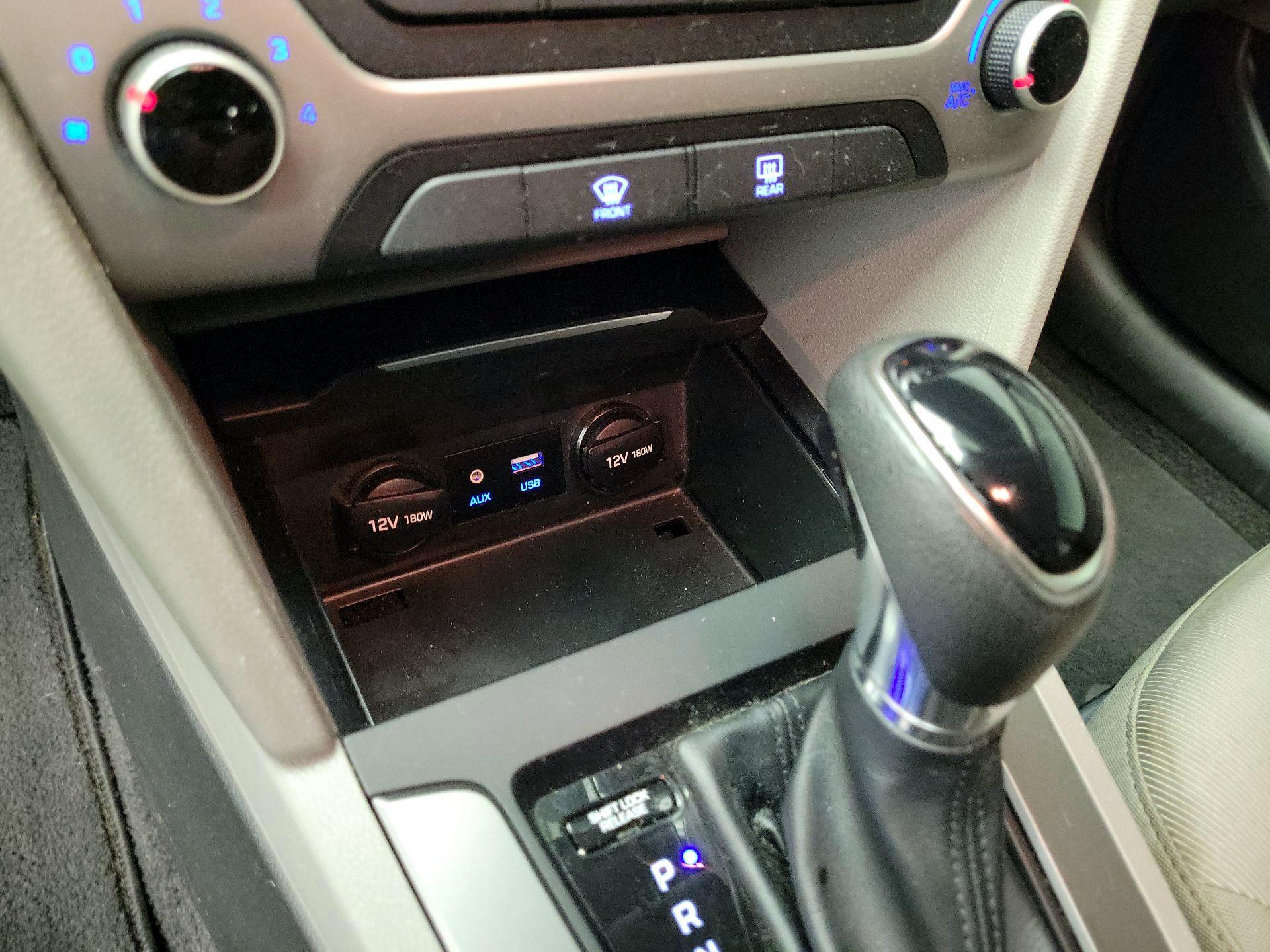 Thumbnail: 2018 Hyundai Elantra - 18