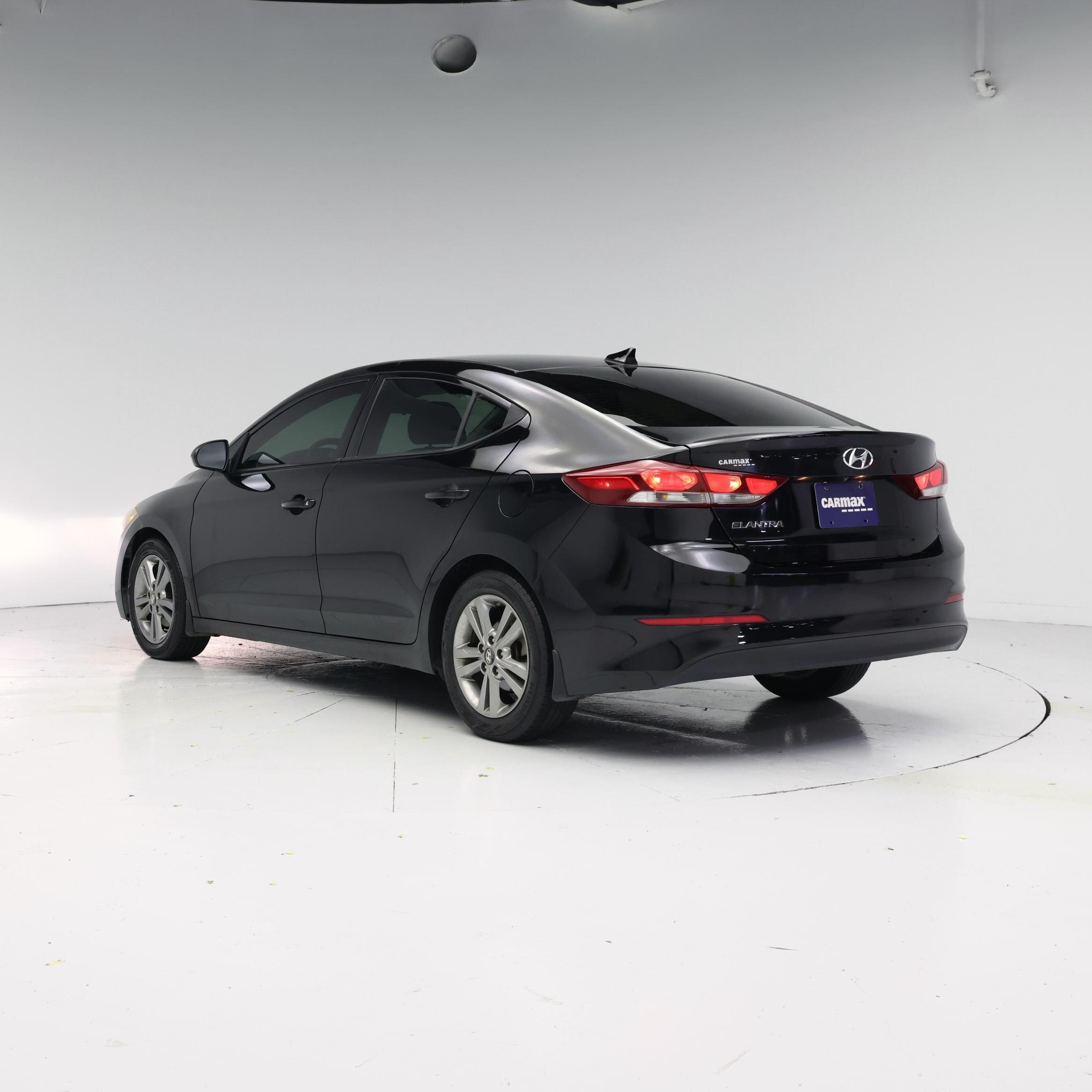 Thumbnail: 2018 Hyundai Elantra - 2