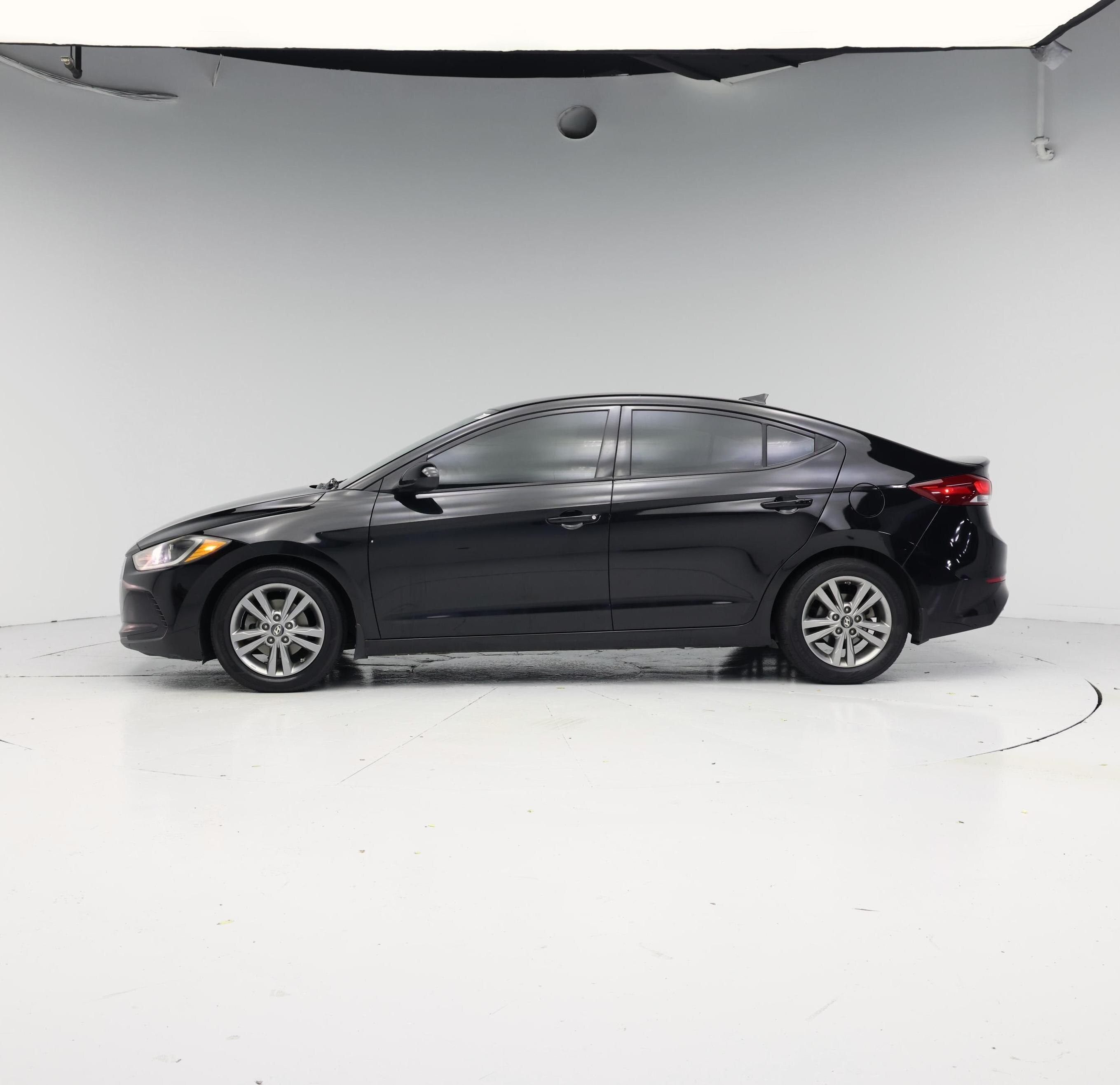 Thumbnail: 2018 Hyundai Elantra - 3
