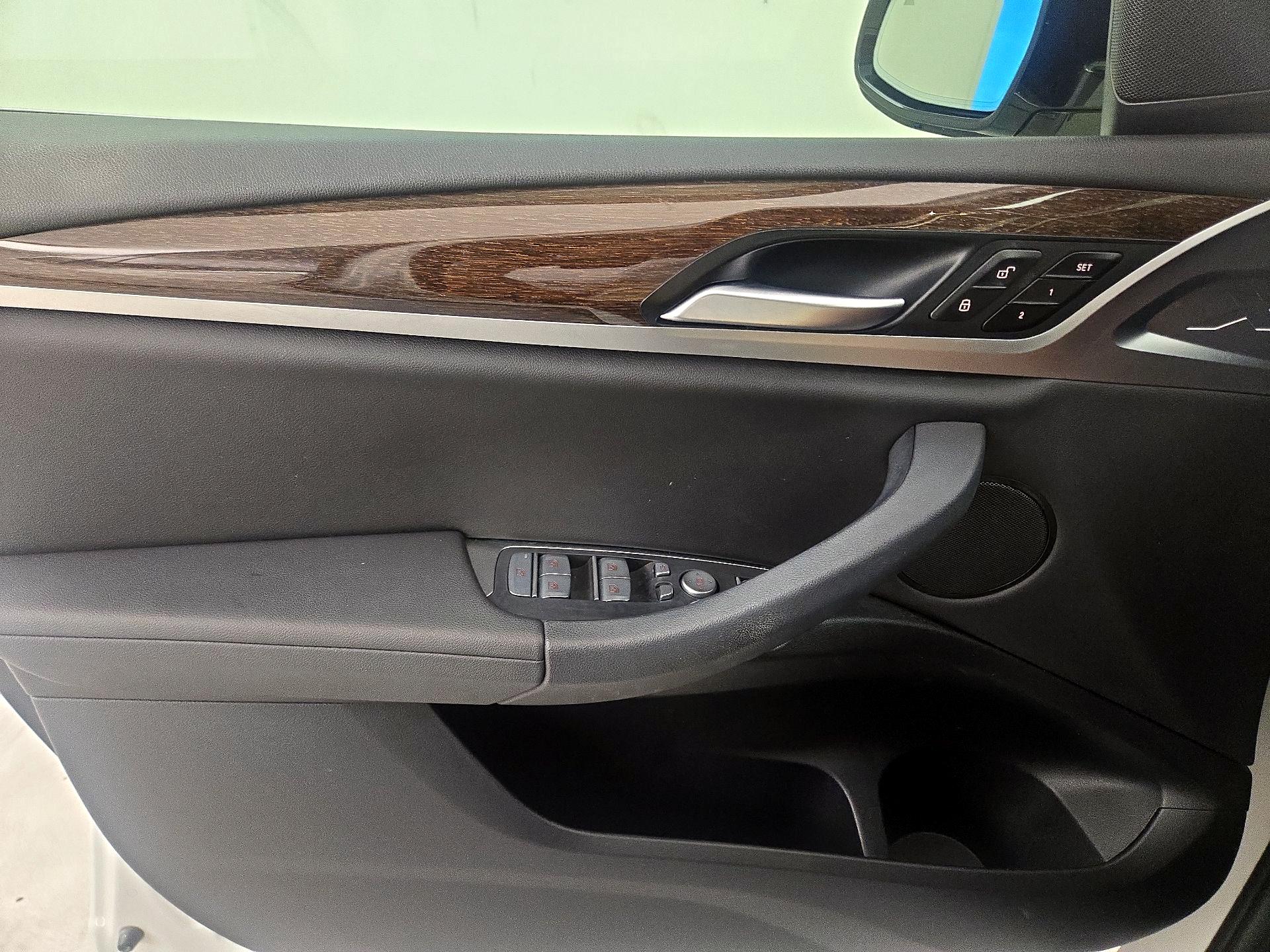 Thumbnail: 2021 BMW X3 - 12