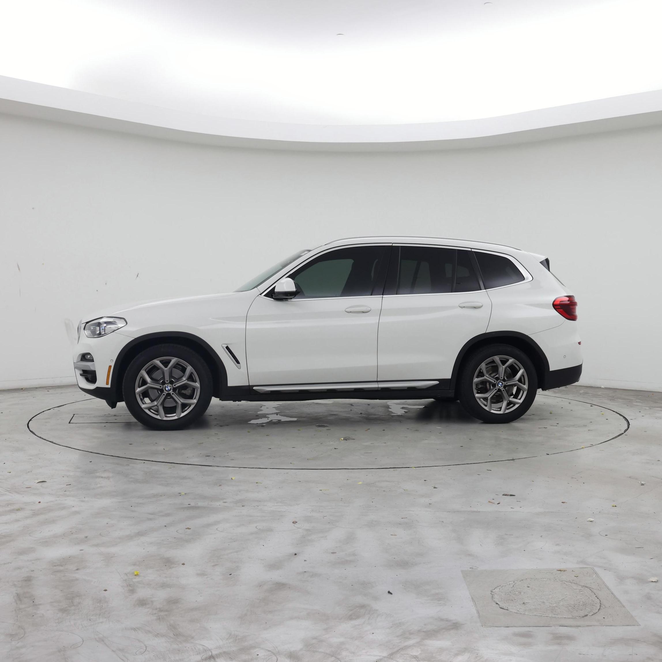 Thumbnail: 2021 BMW X3 - 3