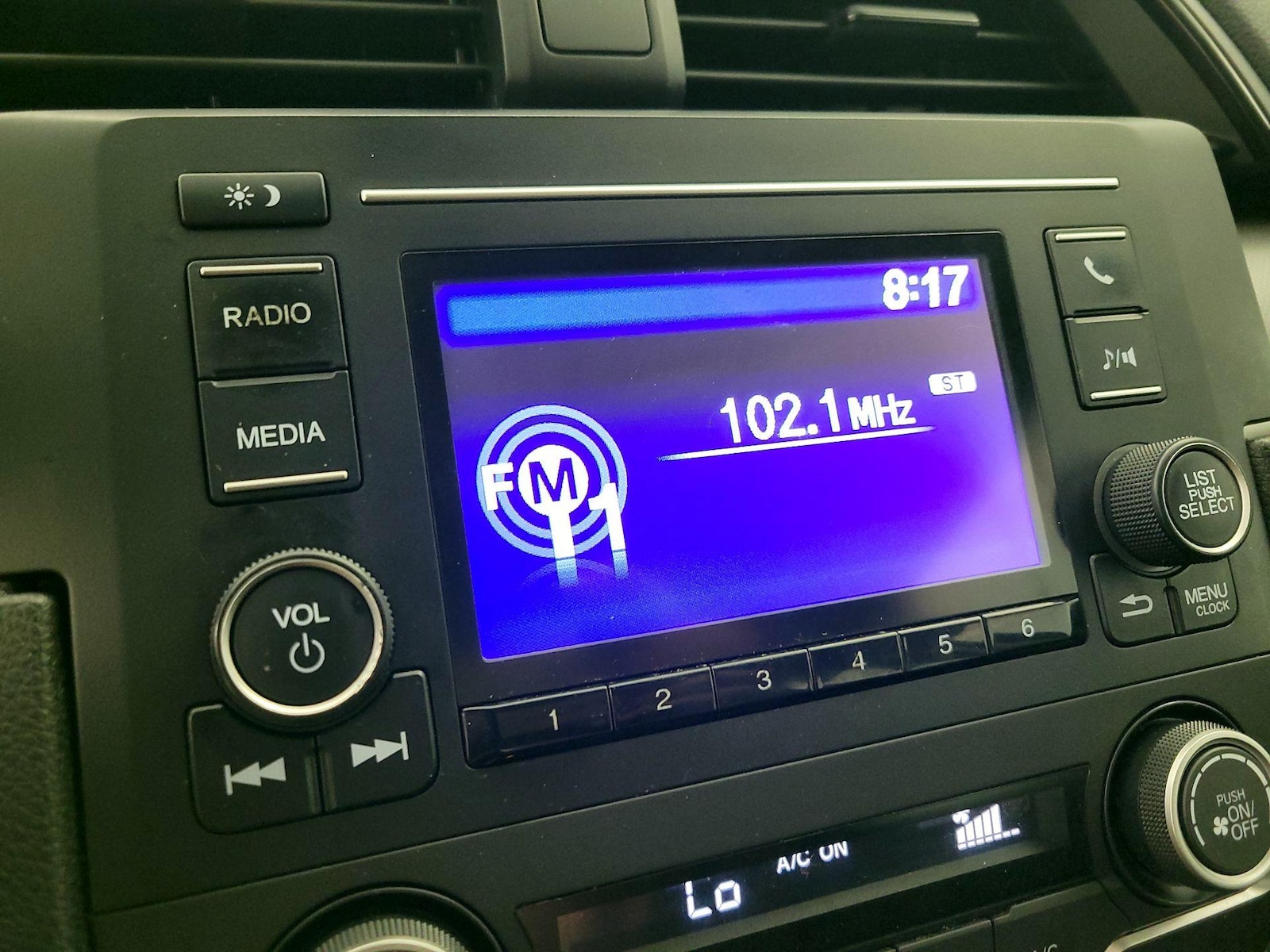 2018 Honda Civic LX - Photo 16