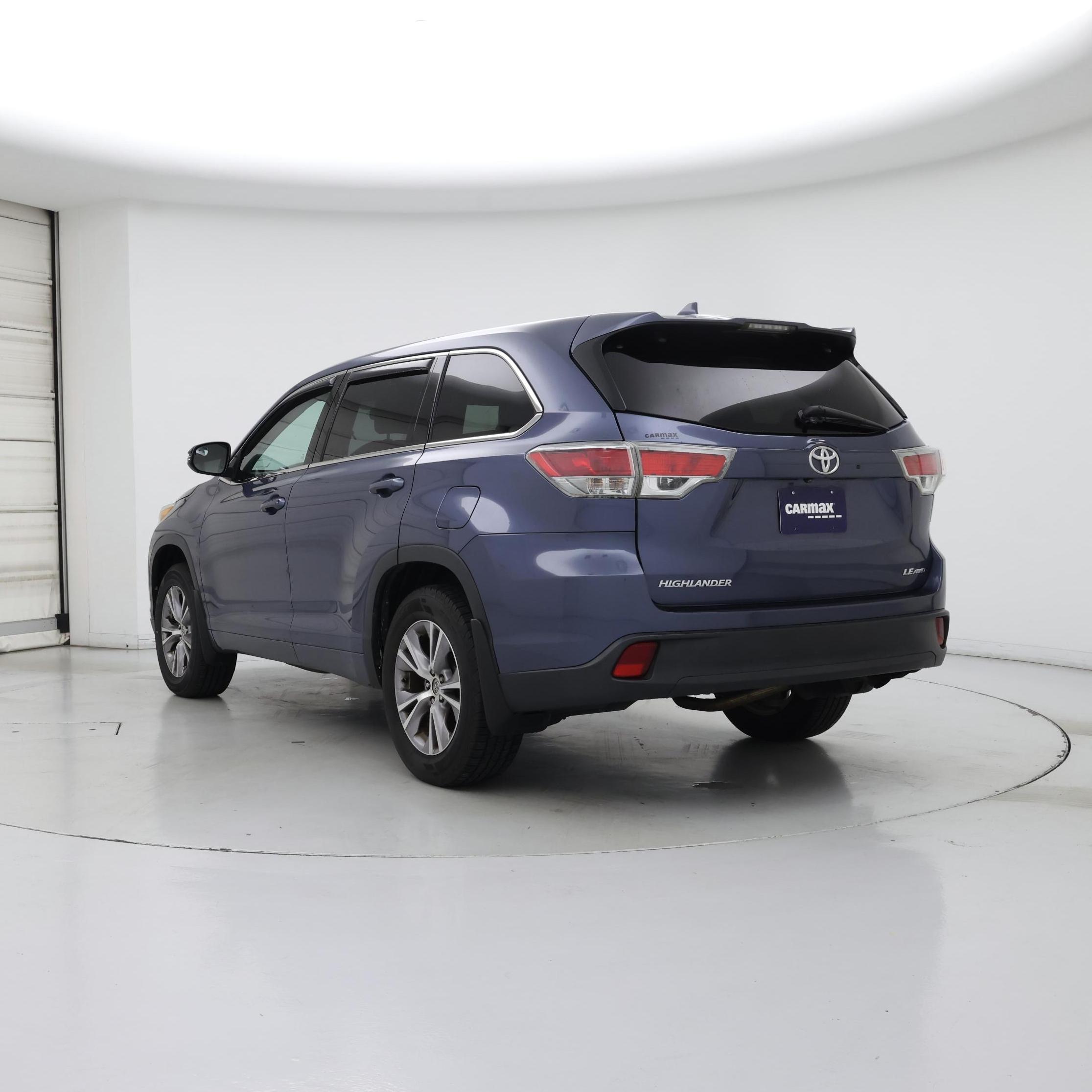 Thumbnail: 2015 Toyota Highlander - 2