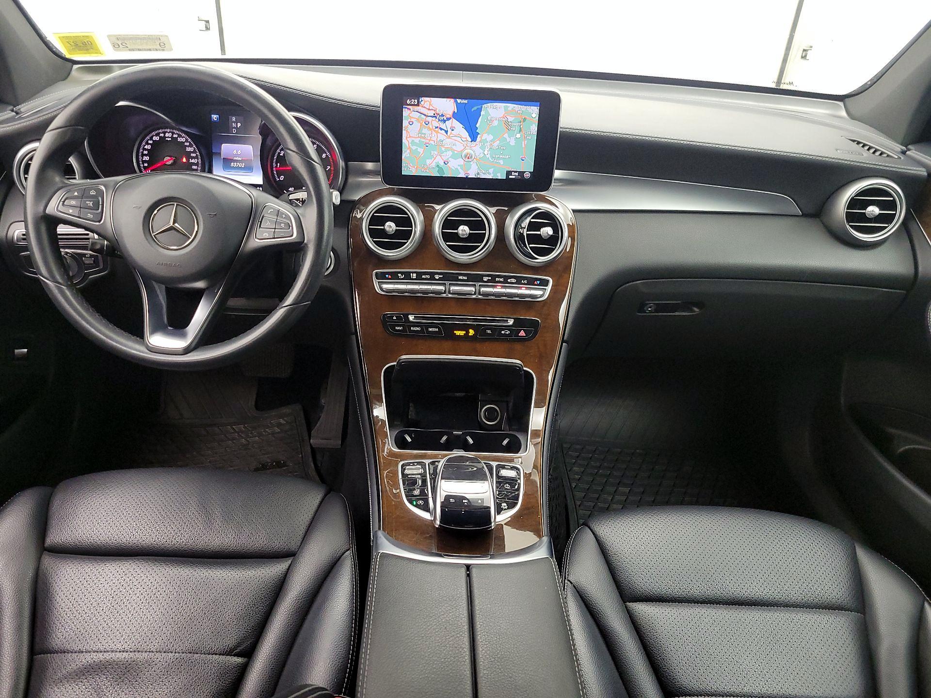 Thumbnail: 2017 Mercedes-Benz GLC - 9