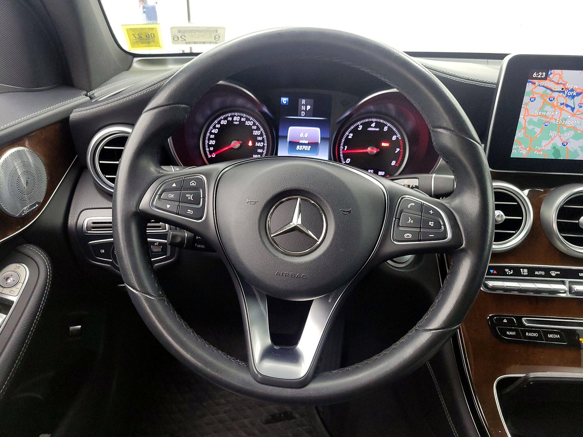 Thumbnail: 2017 Mercedes-Benz GLC - 10