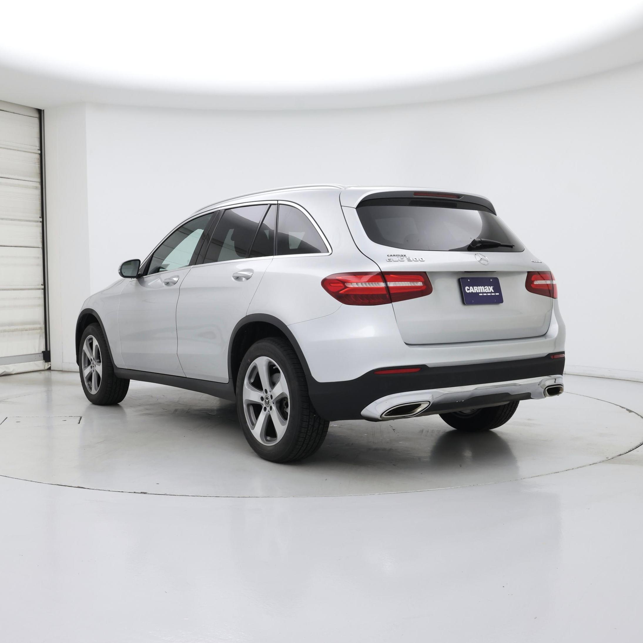 Thumbnail: 2017 Mercedes-Benz GLC - 2