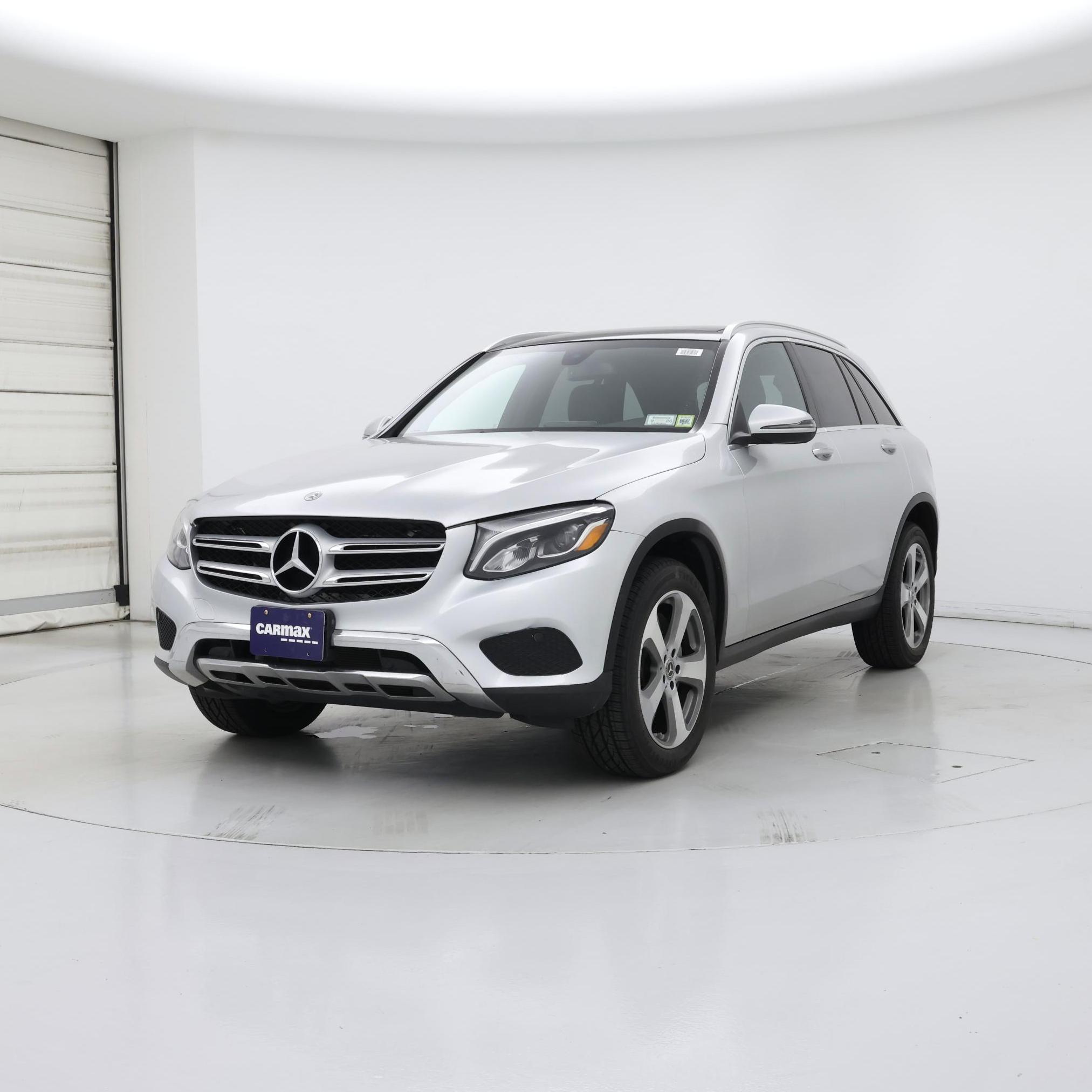 Thumbnail: 2017 Mercedes-Benz GLC - 4