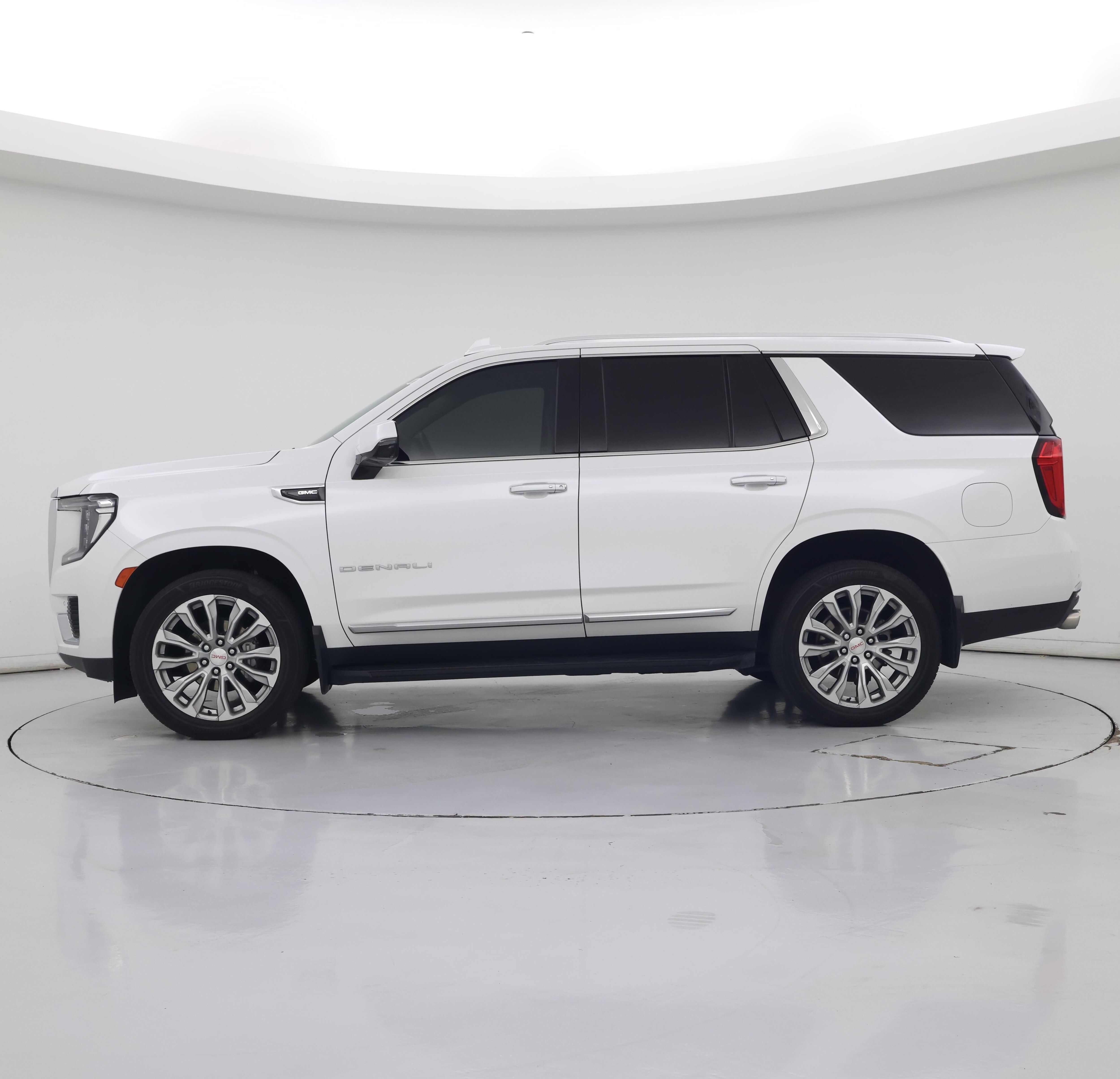 Thumbnail: 2022 GMC Yukon - 3