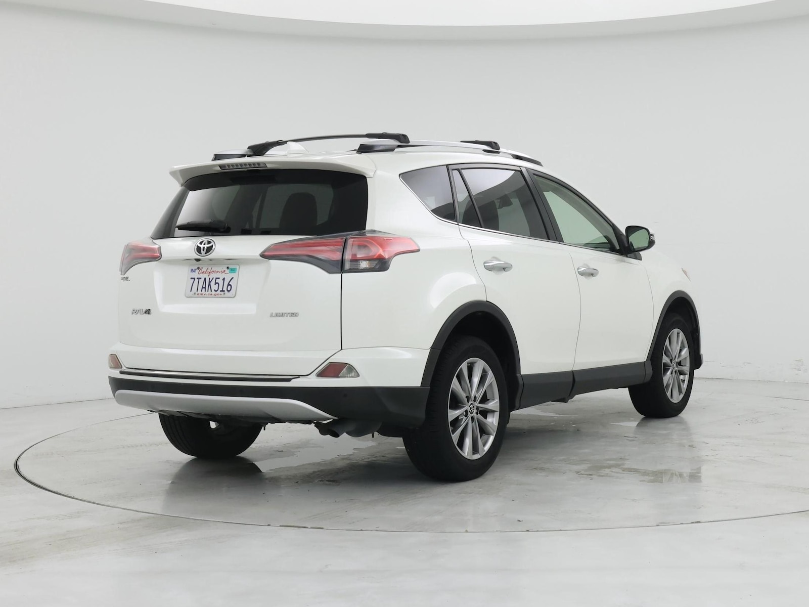 2016 Toyota RAV4 Limited - Photo 9