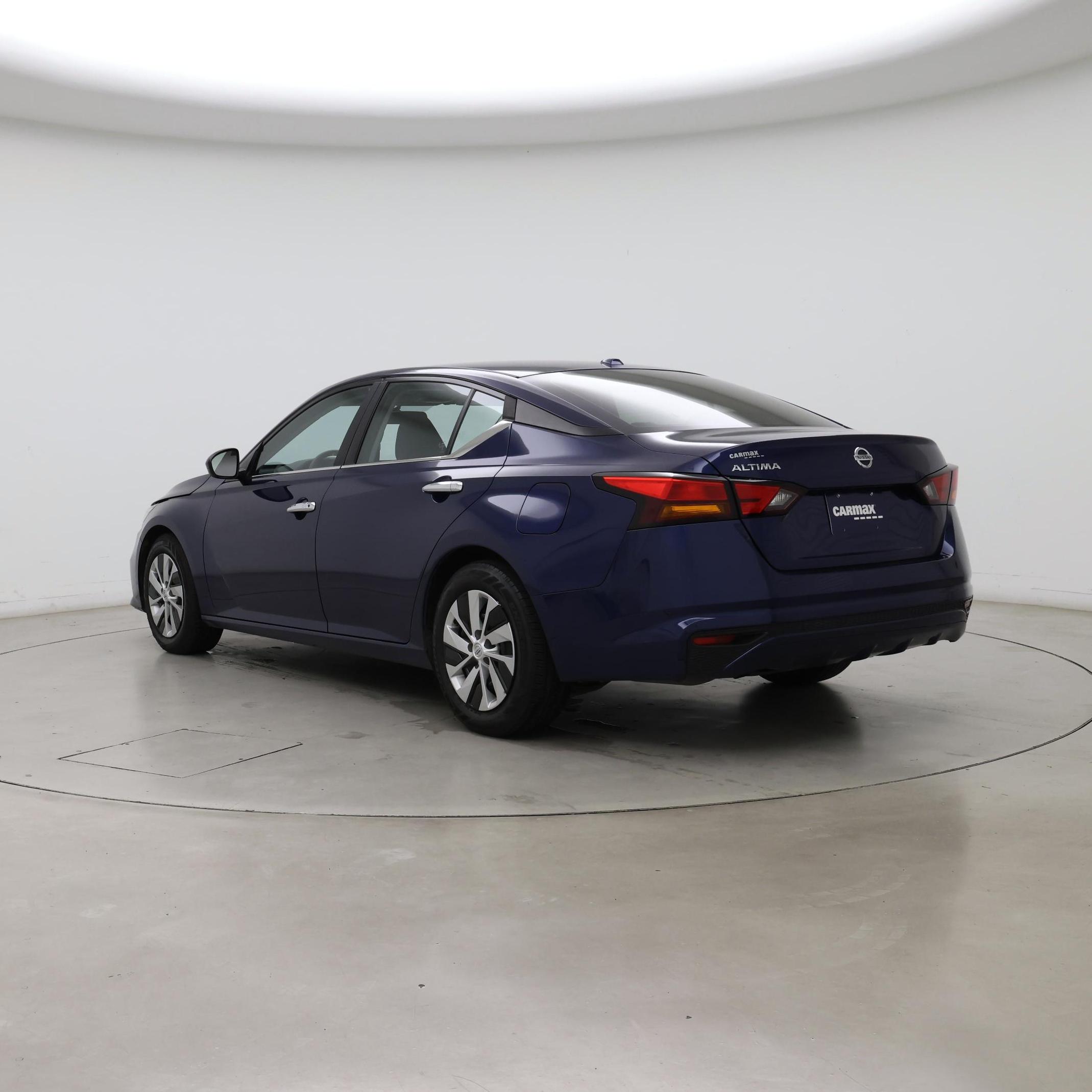 Thumbnail: 2020 Nissan Altima - 2