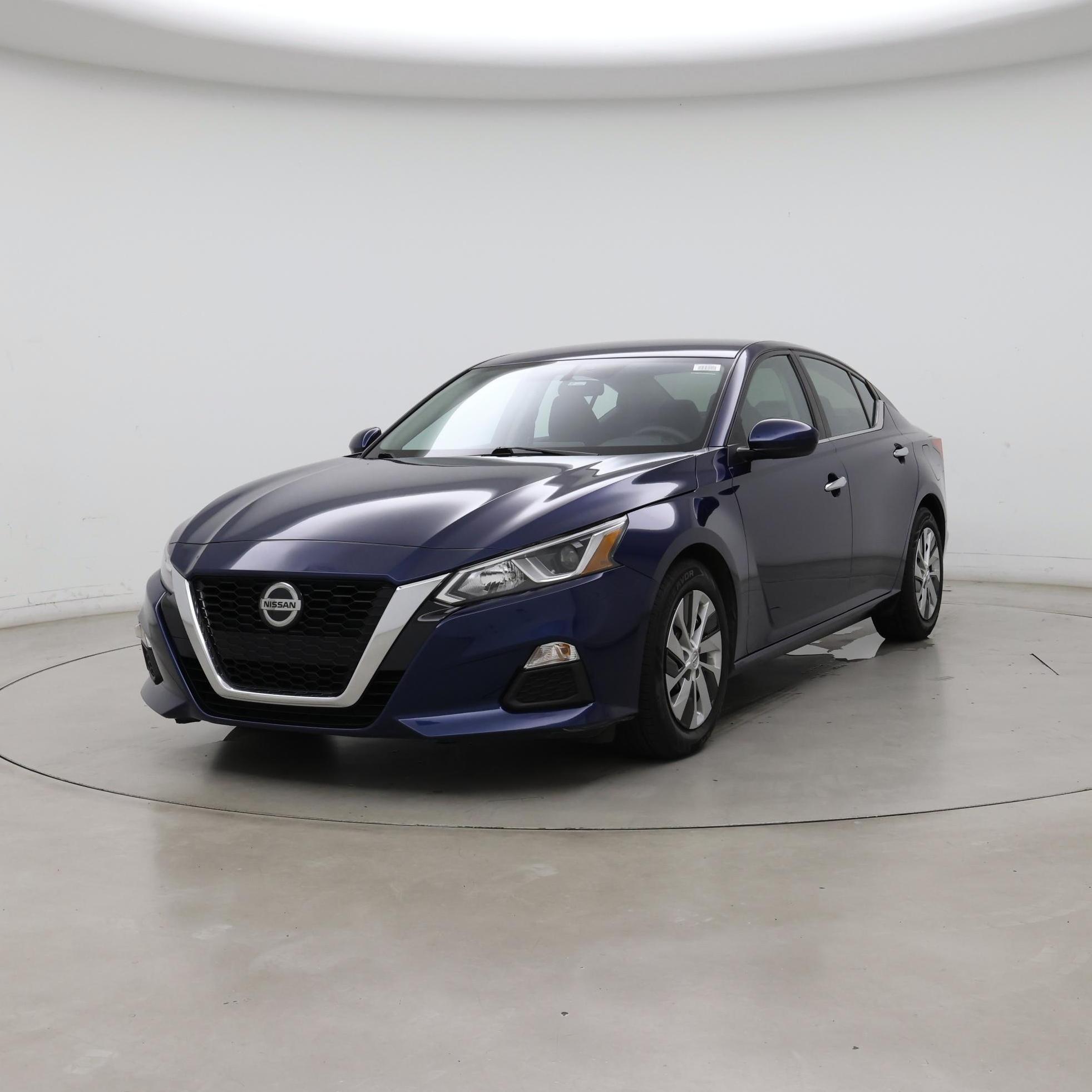 Thumbnail: 2020 Nissan Altima - 4