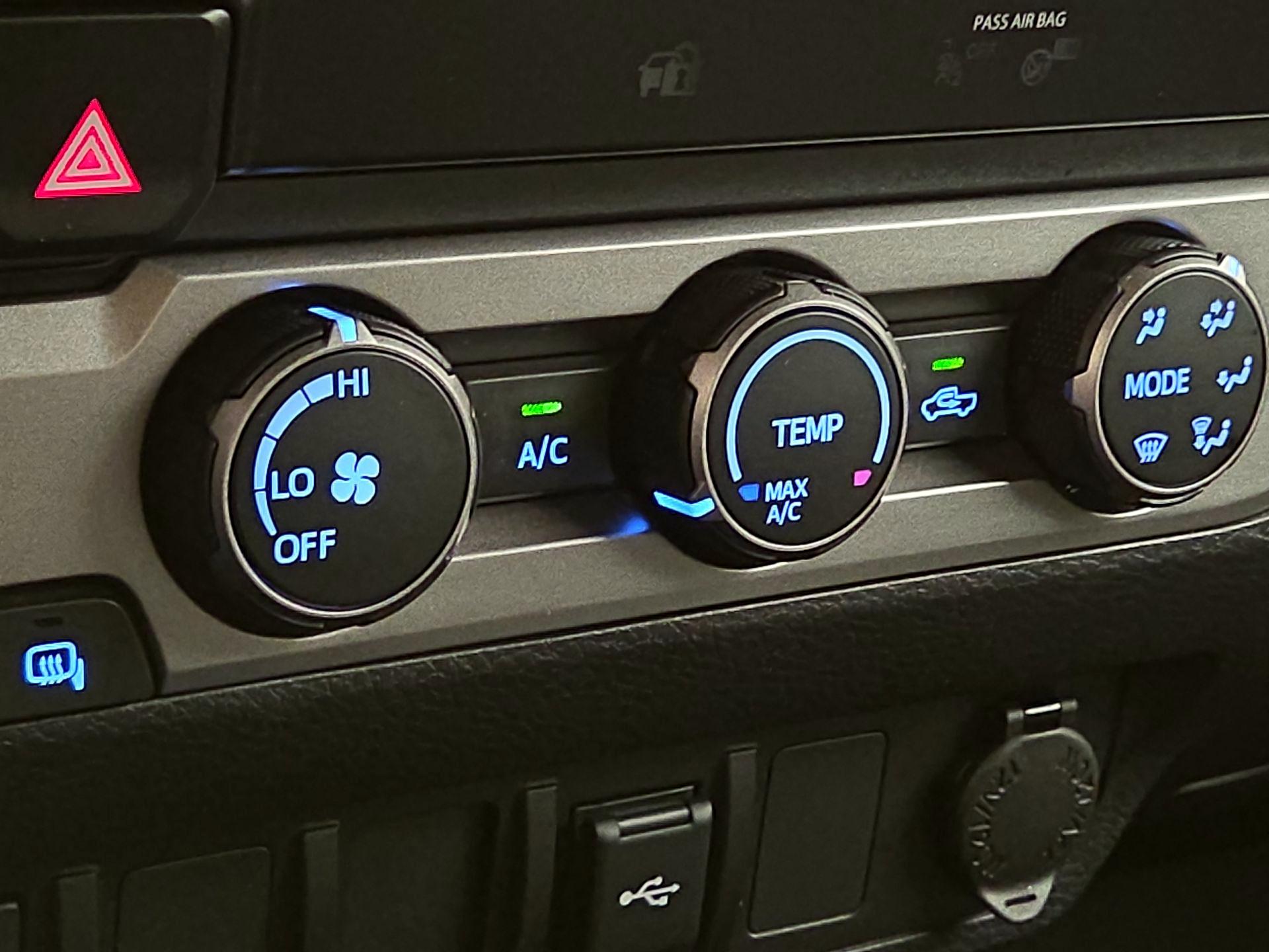 Thumbnail: 2023 Toyota Tacoma - 16