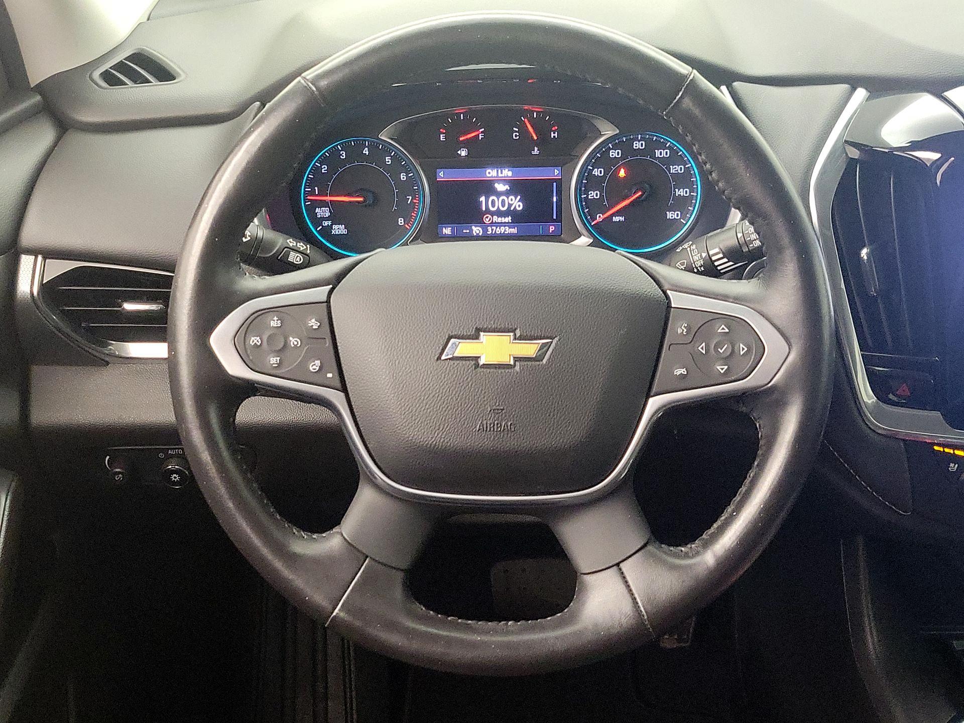 Thumbnail: 2021 Chevrolet Traverse - 10