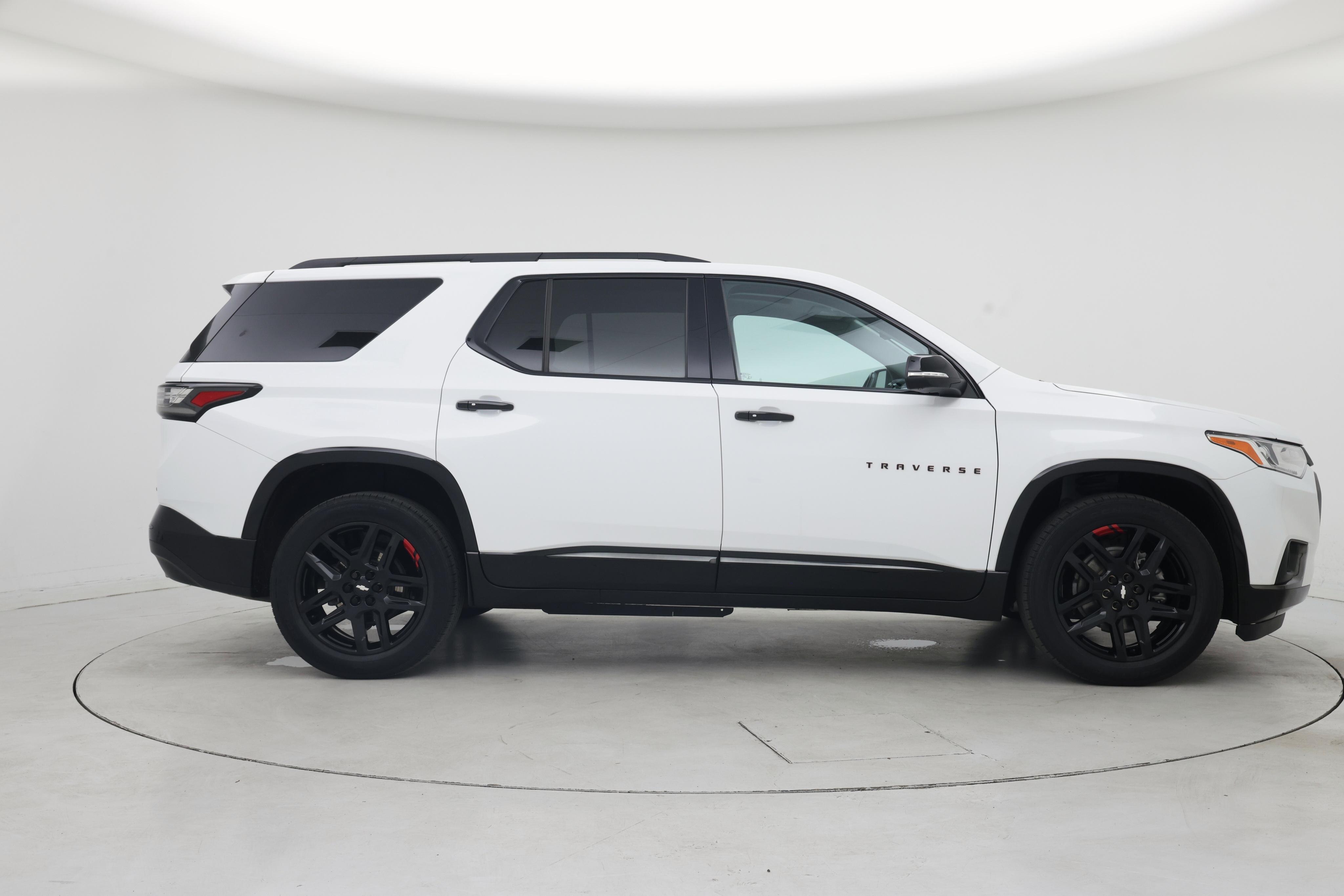 Thumbnail: 2021 Chevrolet Traverse - 7