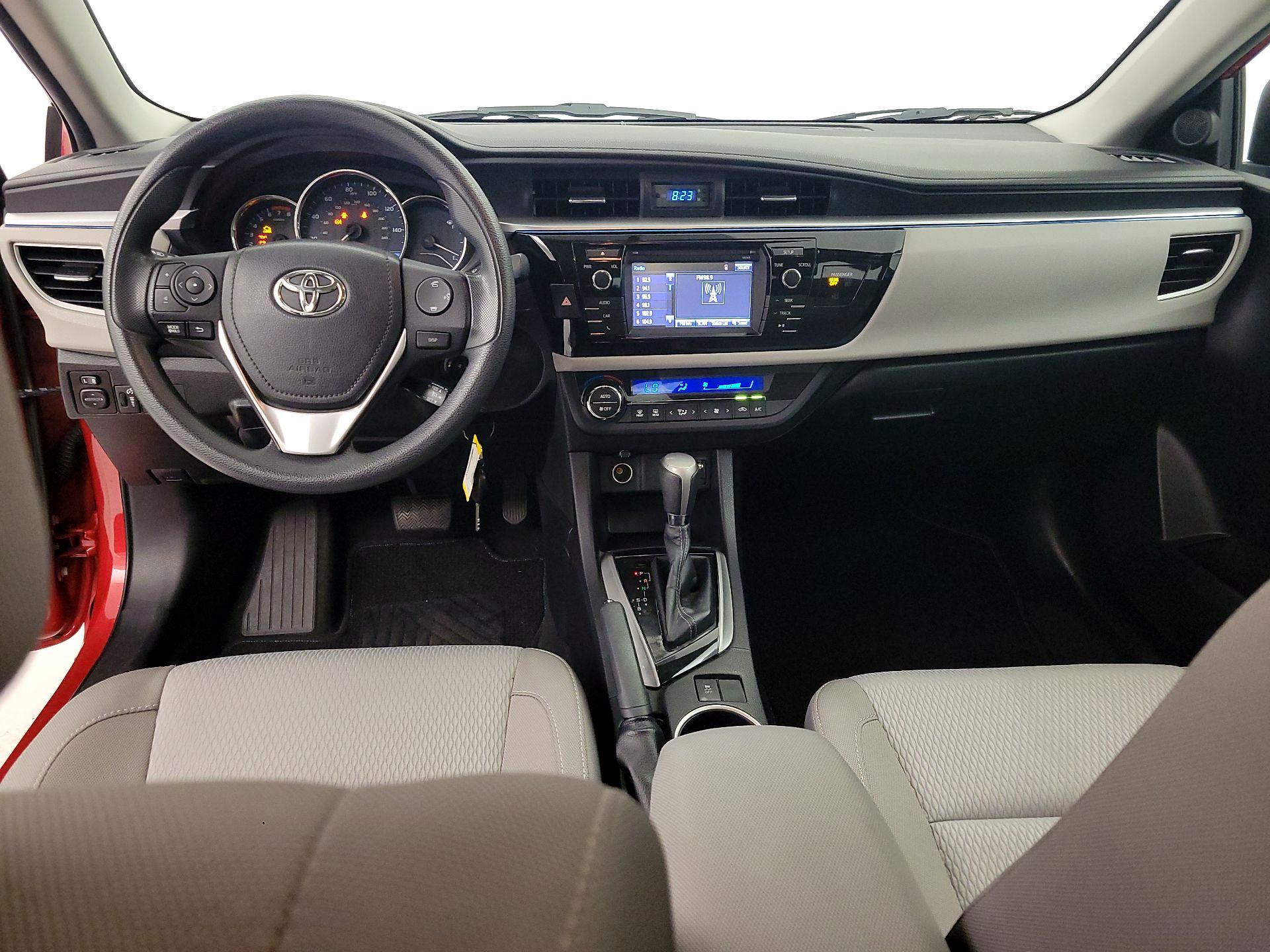 Thumbnail: 2015 Toyota Corolla - 9