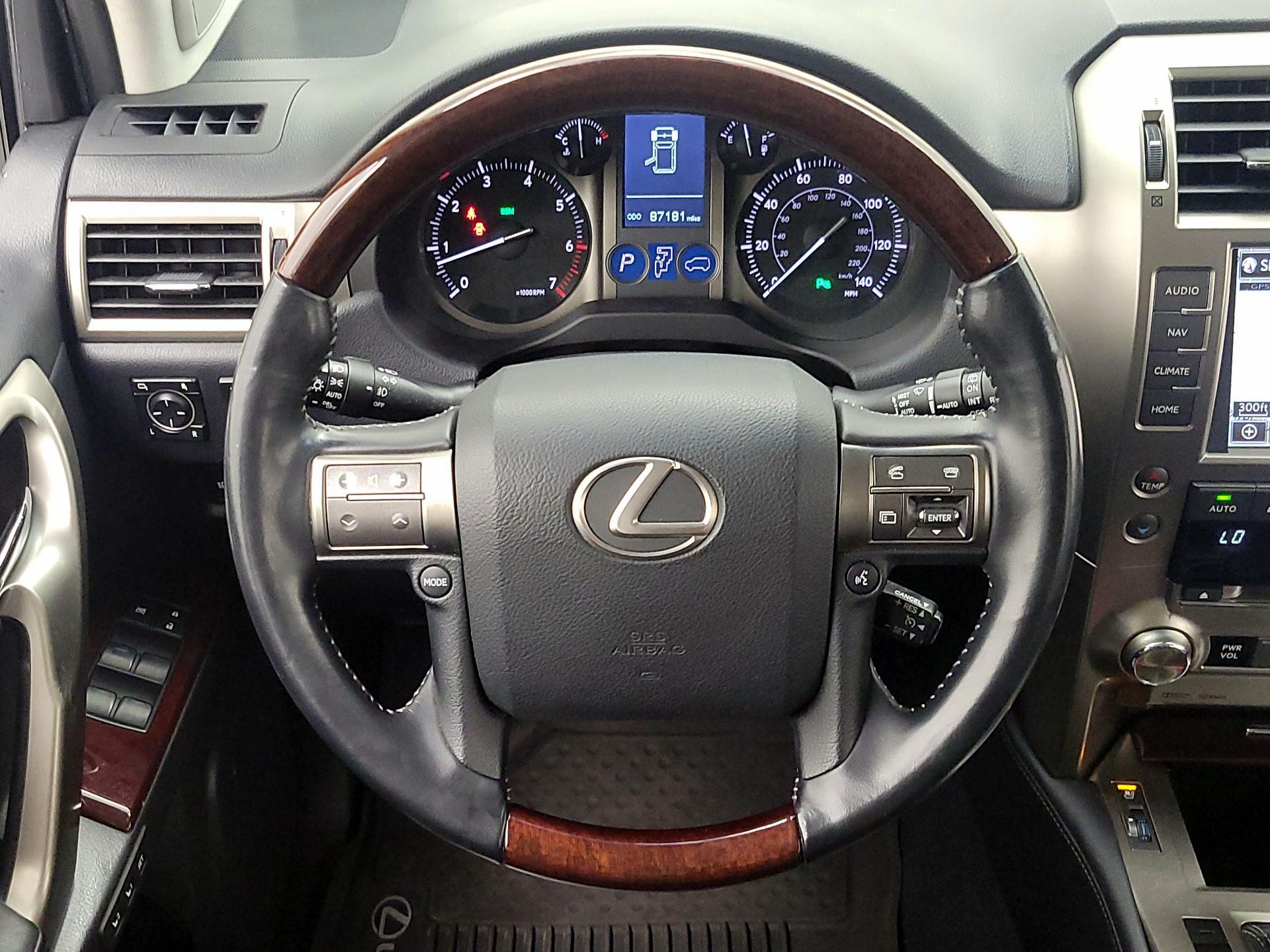 Thumbnail: 2015 Lexus GX - 10