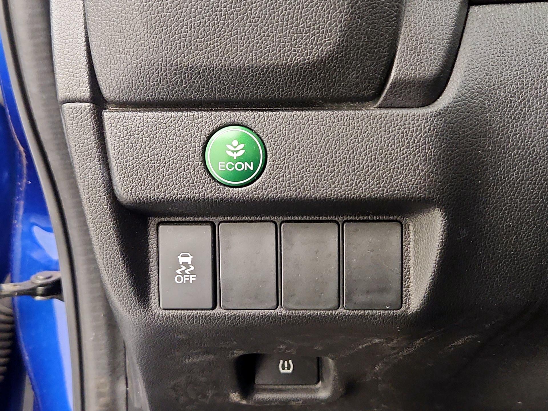 Thumbnail: 2016 Honda Fit - 13