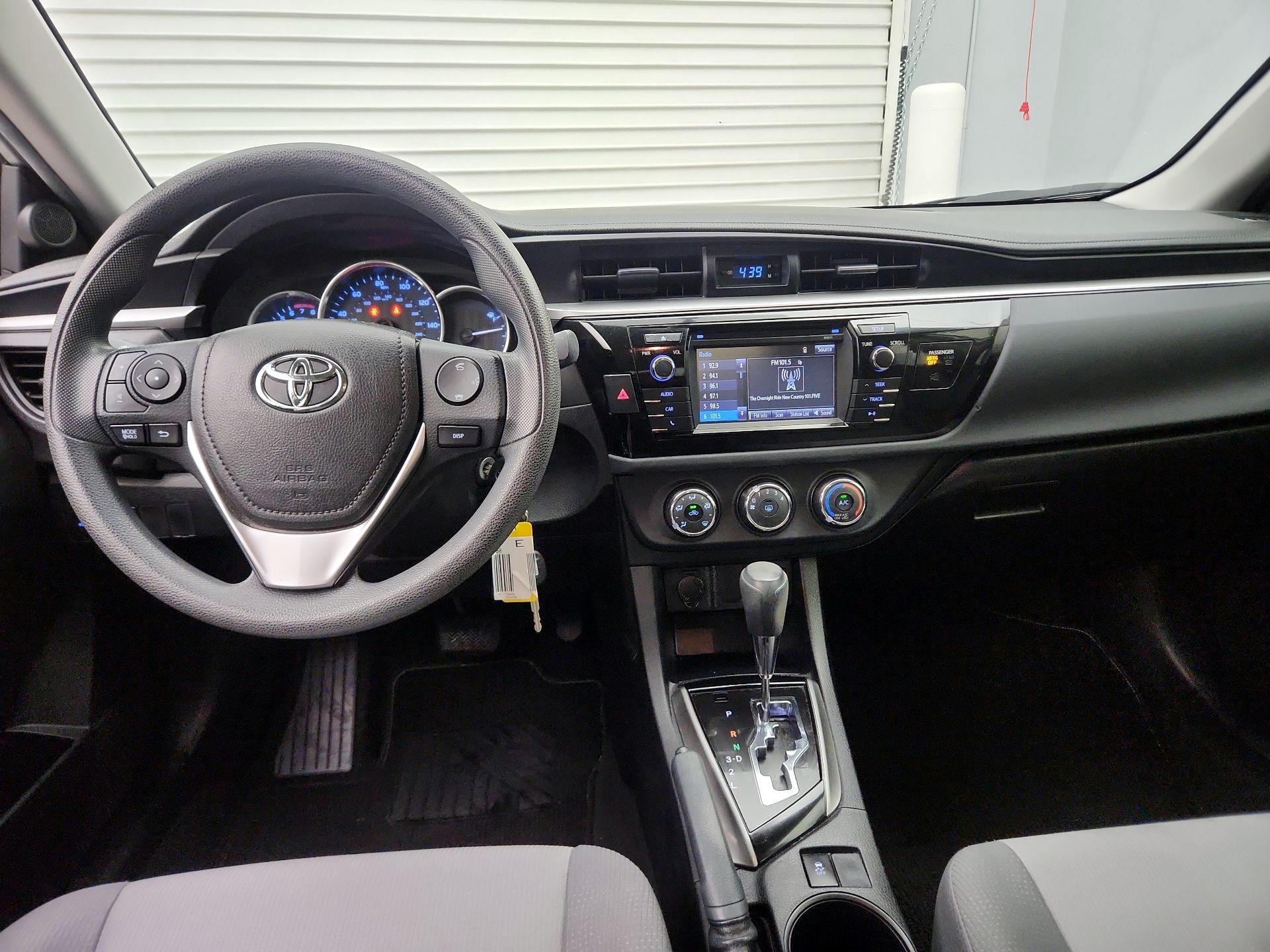 Thumbnail: 2016 Toyota Corolla - 9