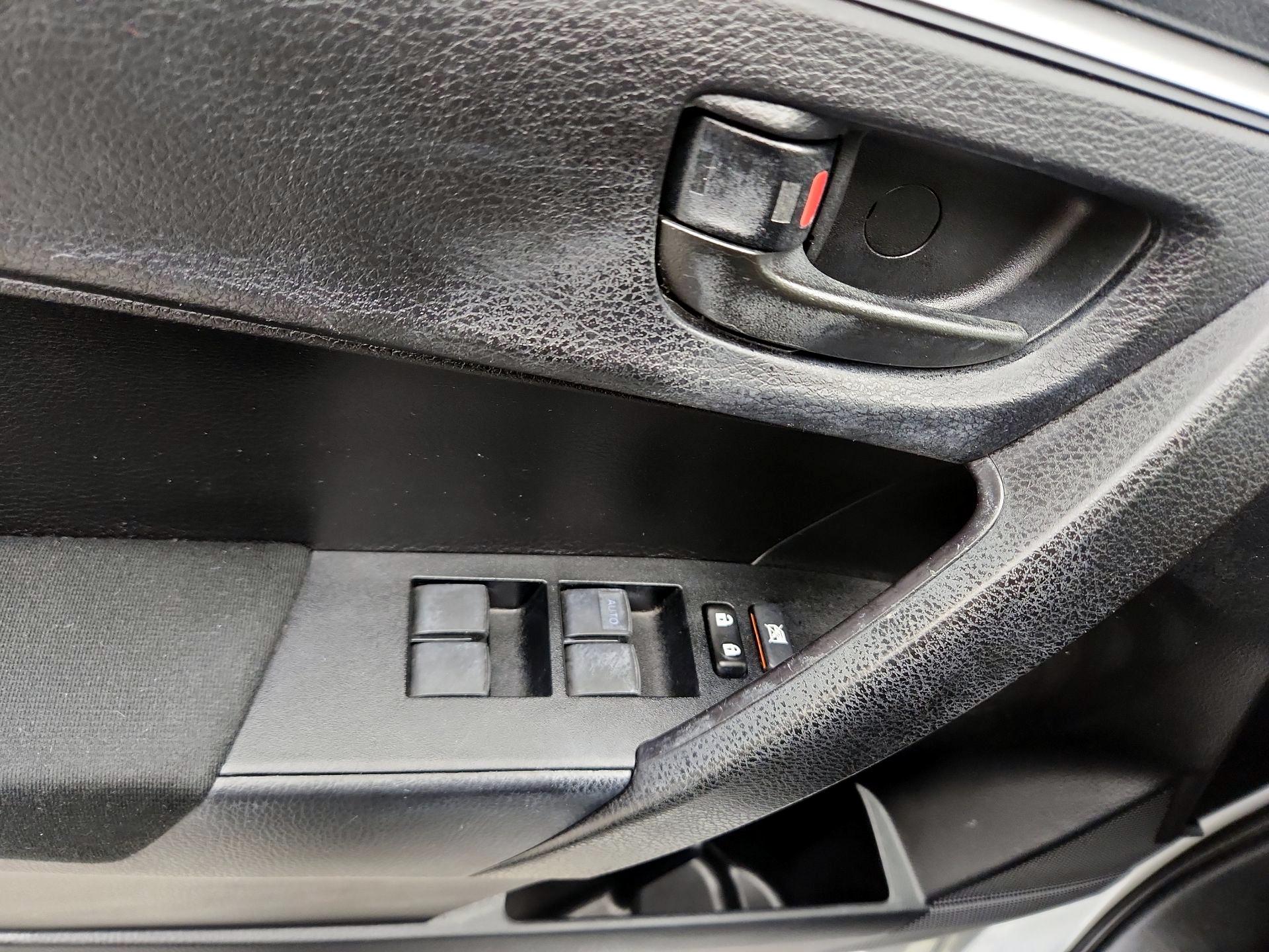 Thumbnail: 2016 Toyota Corolla - 12