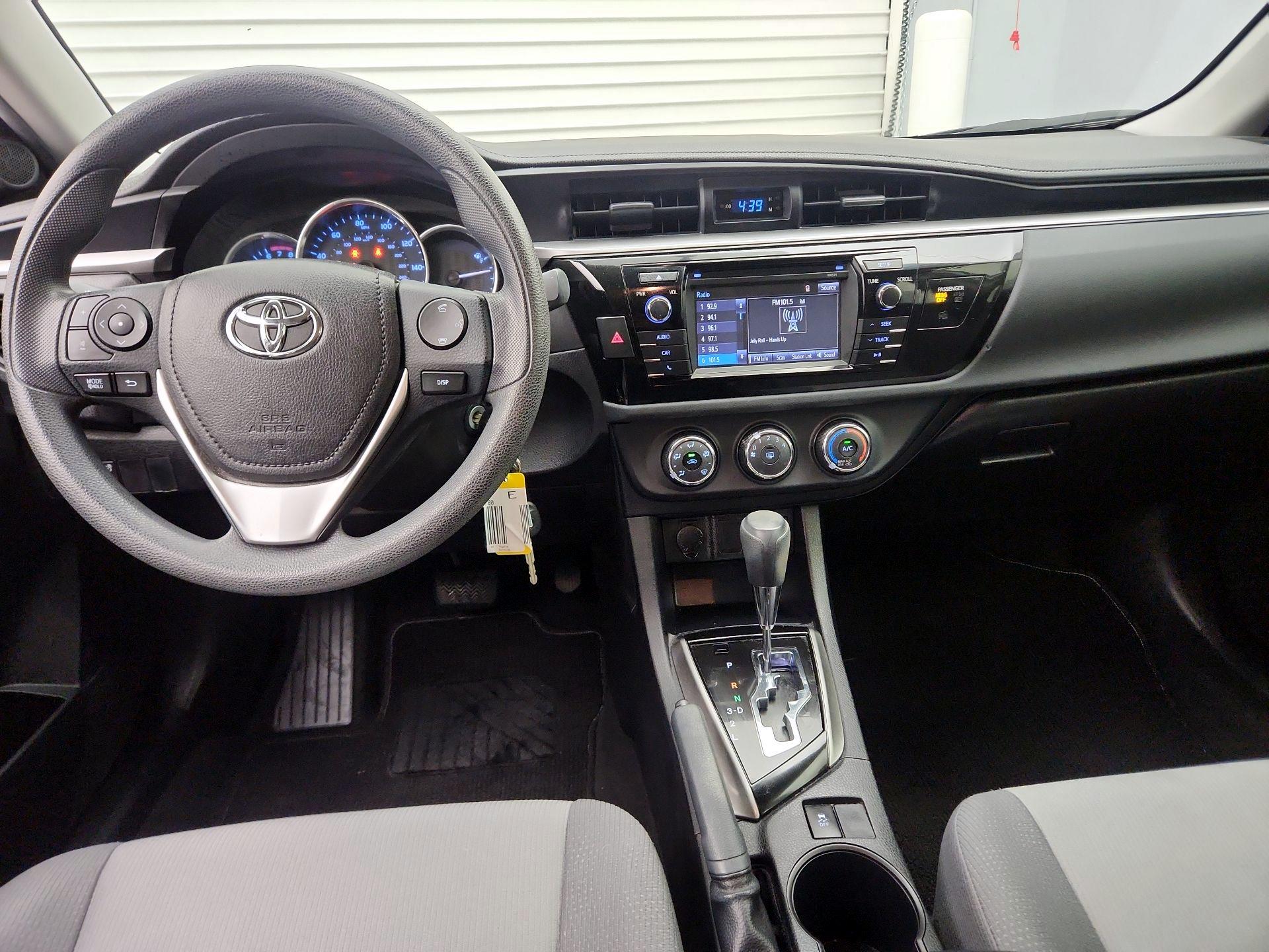 Thumbnail: 2016 Toyota Corolla - 18