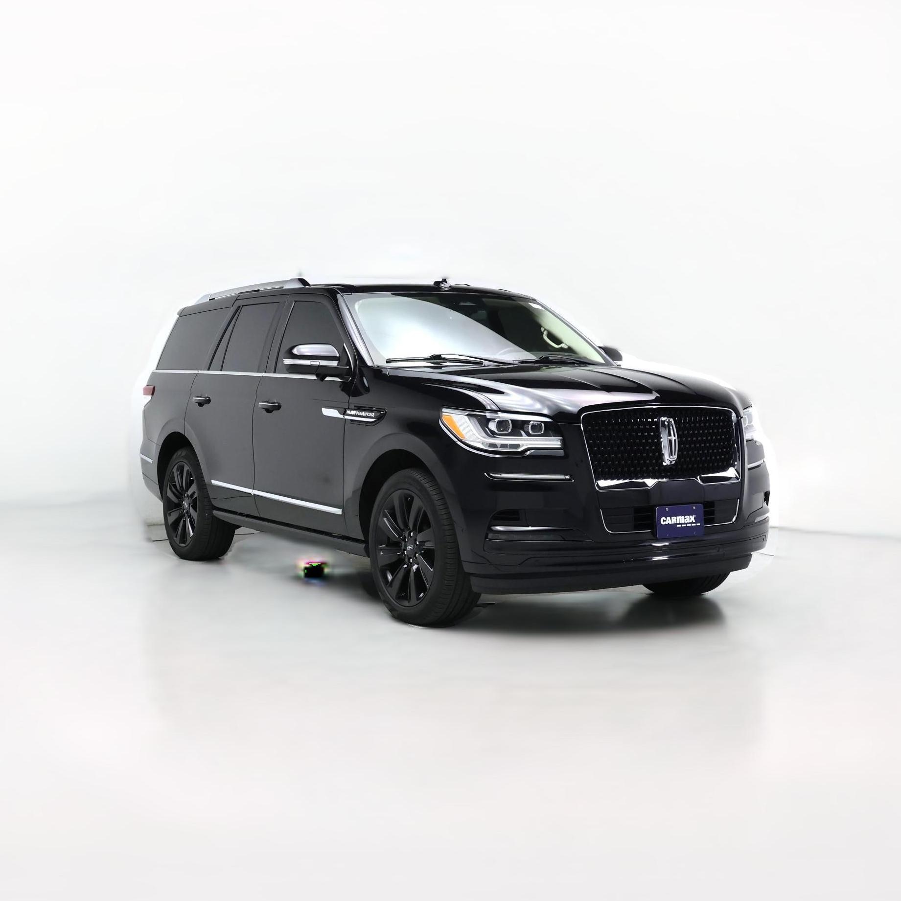 Thumbnail: 2023 Lincoln Navigator - 1