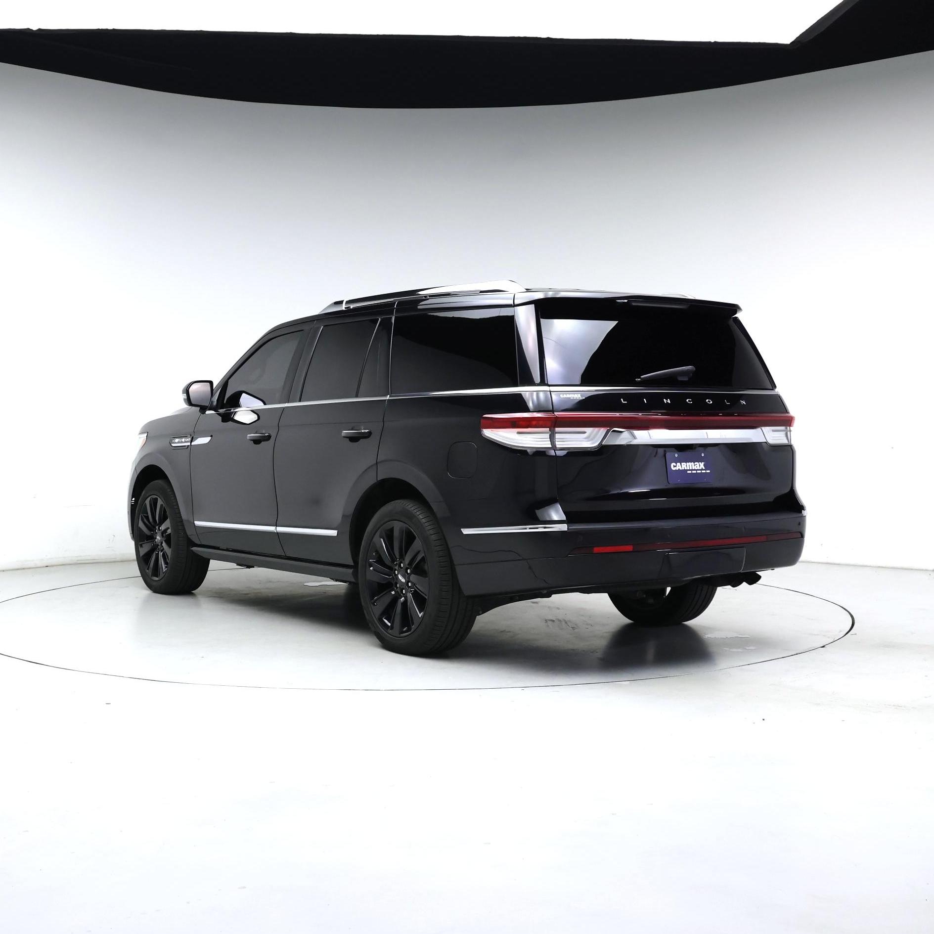 Thumbnail: 2023 Lincoln Navigator - 2
